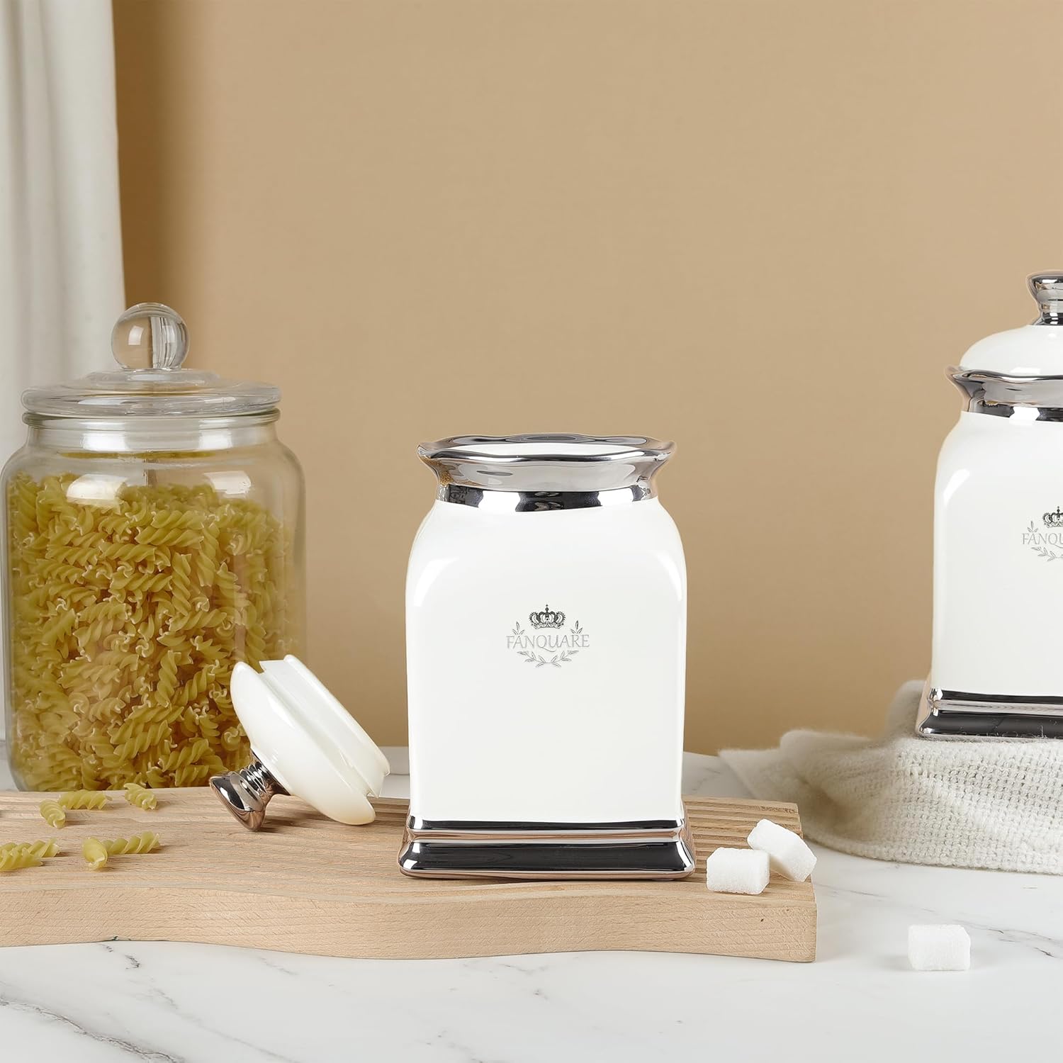 fanquare 30 OZ Cookie Jar, White Kitchen Canisters Set of 3, Farmhouse Porcelain Decorative Jars for Countertop, Ceramic Storage Jar for Coffee, Sugar, Tea Bag
