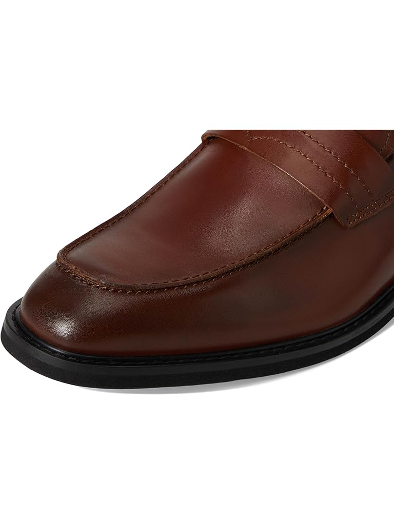 Tan Steve Madden Mammoth