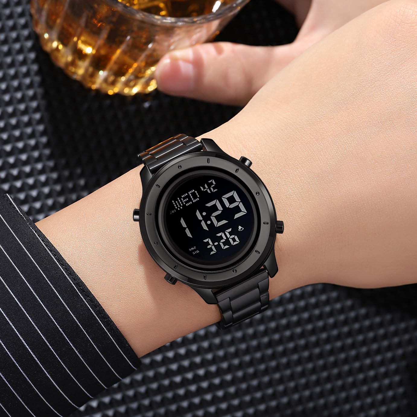 Montre numérique pour Homme en Cuir avec LED Minimaliste et chronomètre étanche en Acier Inoxydable
