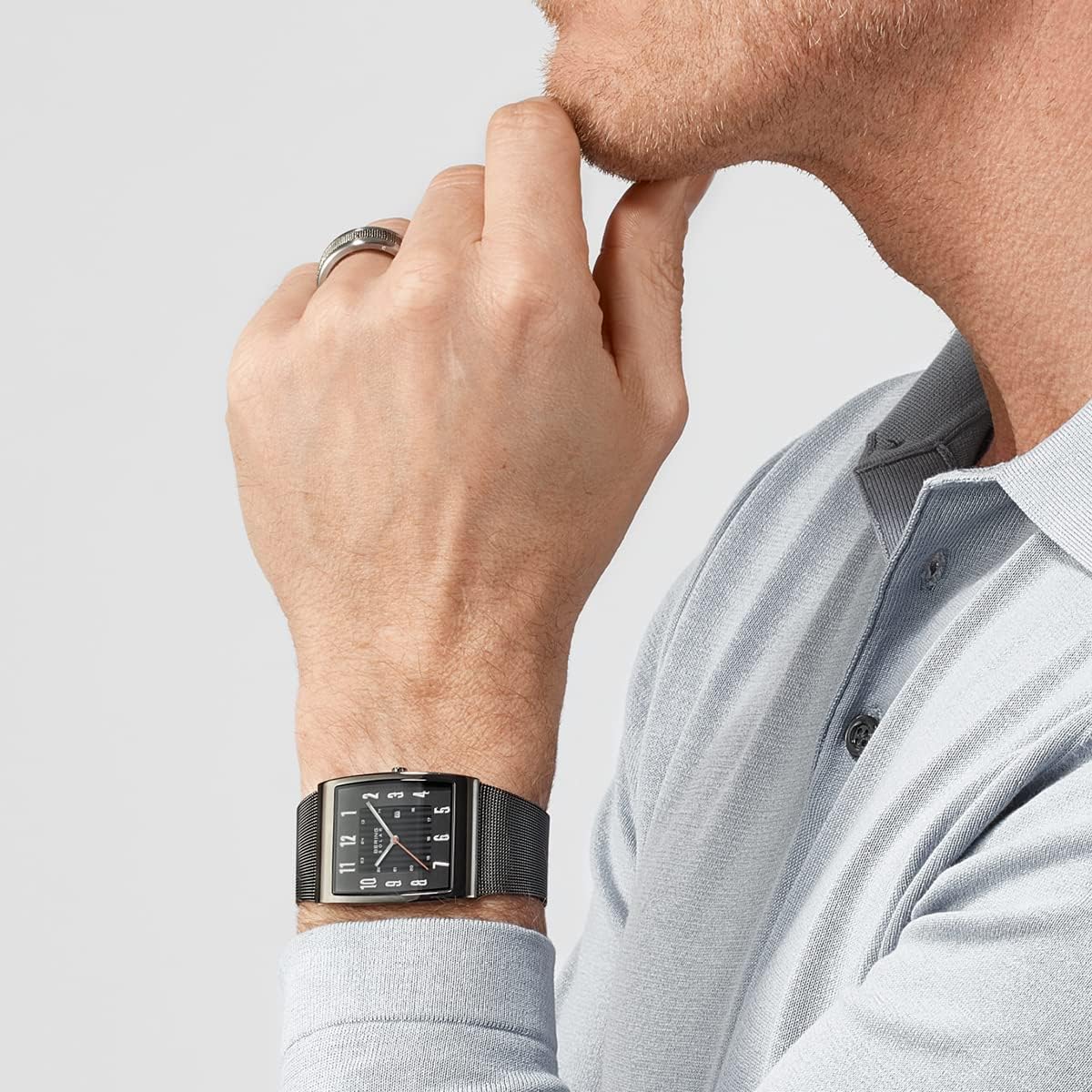 BERING Men Analog Solar Collection Watch with Stainless Steel Strap & Sapphire Crystal 16433-377 image 7 of 11 B07DJBN63L