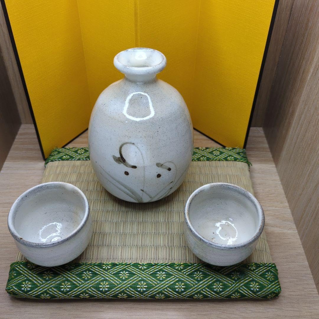 小山 小山冨士夫 唐津 酒觴 共箱 共布 酒器 唐津焼 ぐい呑 冨士夫（古山子） 「 唐津焼 酒器揃 共箱付 保管品