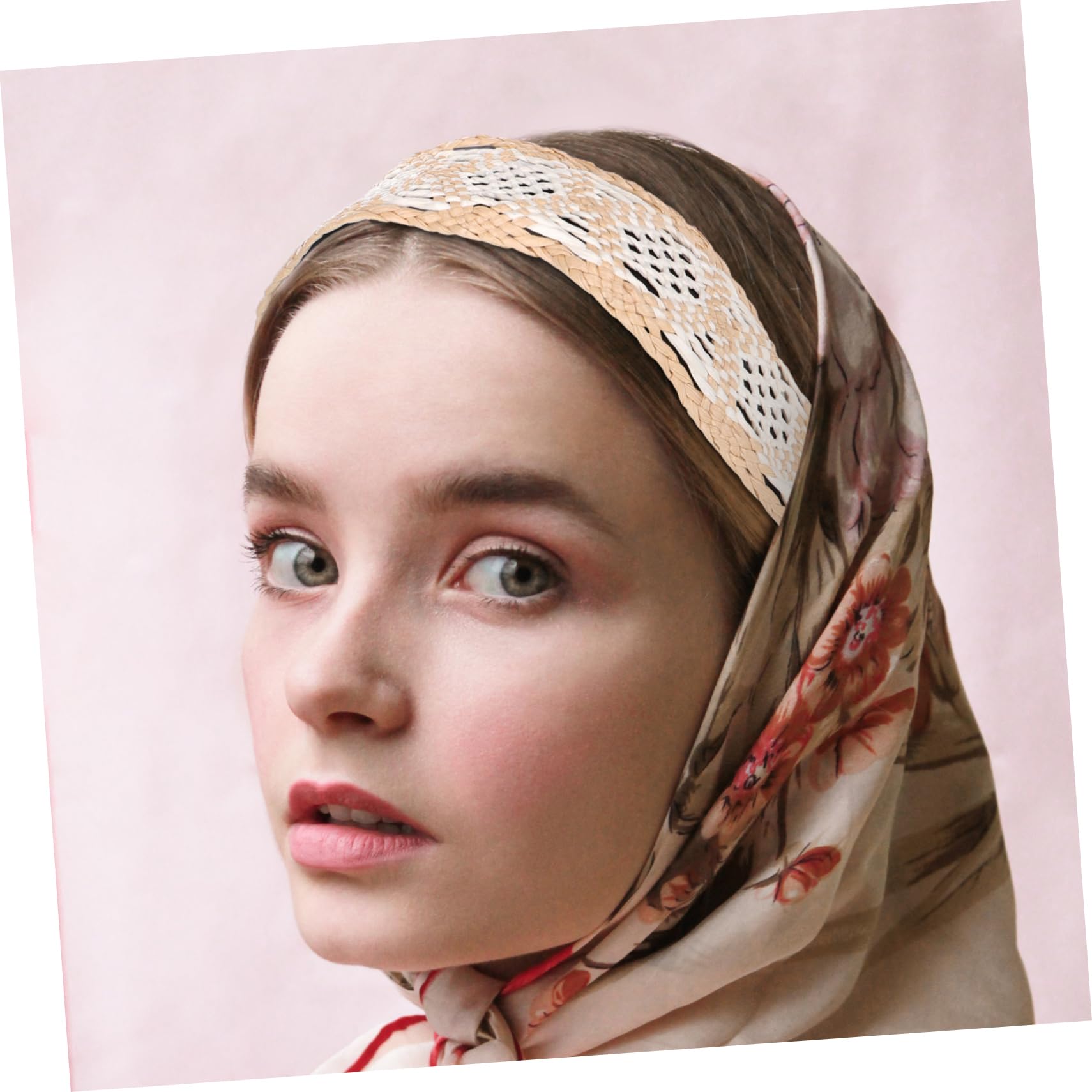 Bandeau pour Cheveux Femme Large en Raphia Beige Tressé Confortable Style Vintage Bohème pour Tenues de Plage et Occasions Variées