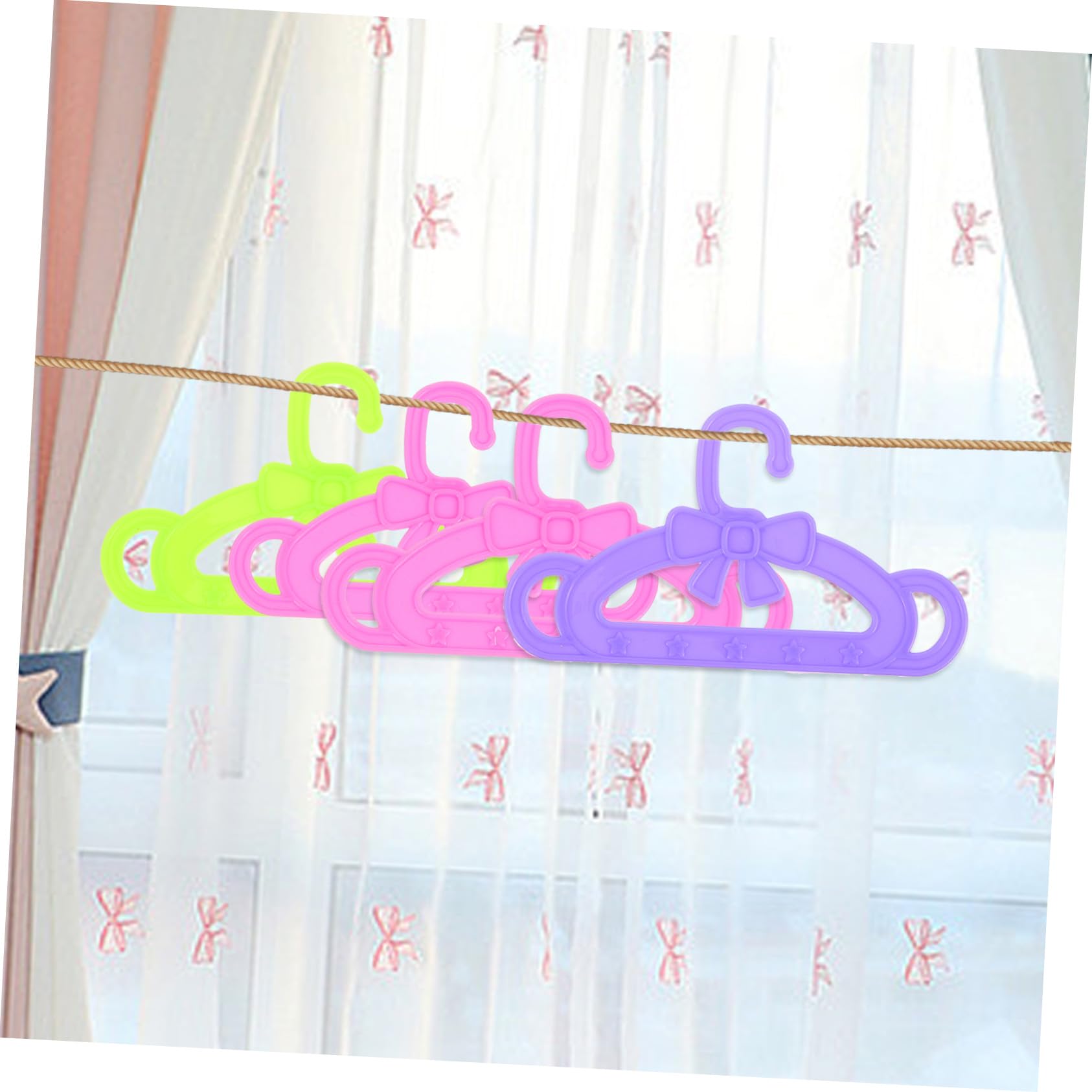 TOYANDONA para Accesorios de Muñecas para Ropa de Muñecas de Plástico de 18 Pulgadas 3 Colores Surtidos 15 Perchas en Habitación Infantil