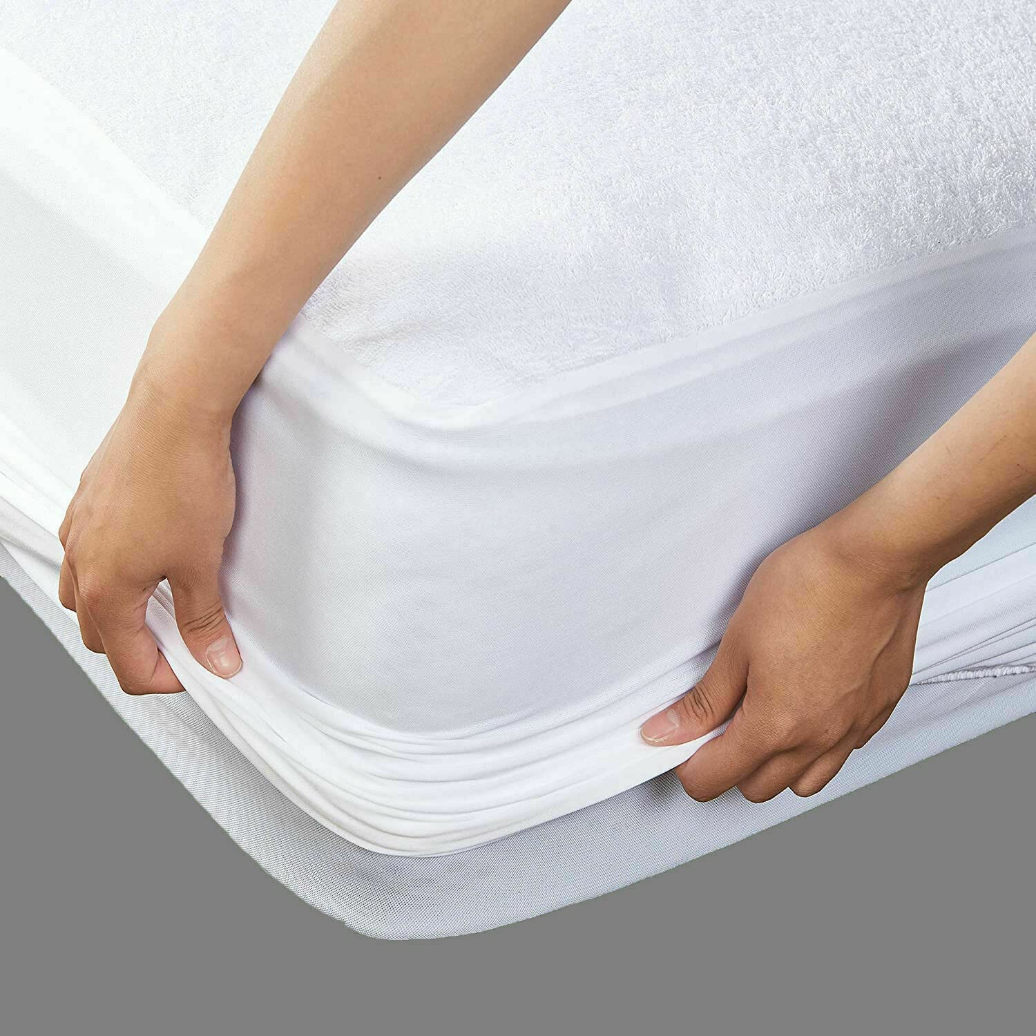 Lizzie Jacobs Girls White New Waterproof Terry Towelling Mattress Protectors Hypo-Allergenic Breathable Non Noisy Super Soft Cosy Fitted Style Mattress Protectors (Cot Bed (60 X 120Cm))