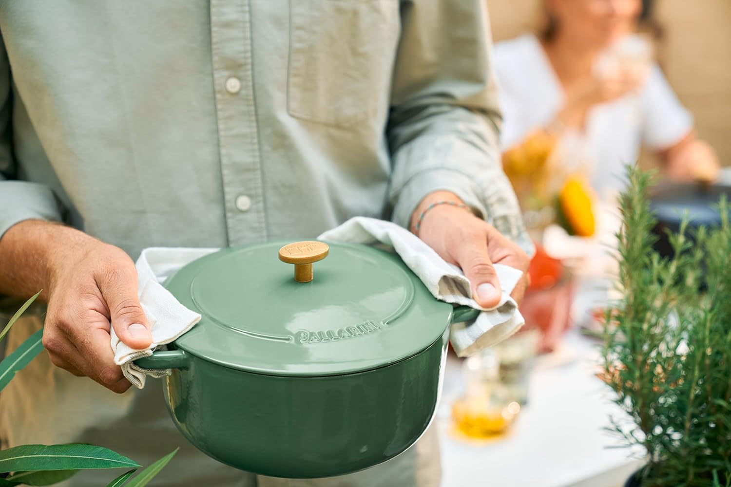 Ballarini Z1023-104 Bellamonte Round, 9.4 inches (24 cm), Herbal Green, Two-Handled Pot, Casting, Enameled Pot, Induction Compatible, Authentic Japanese Product