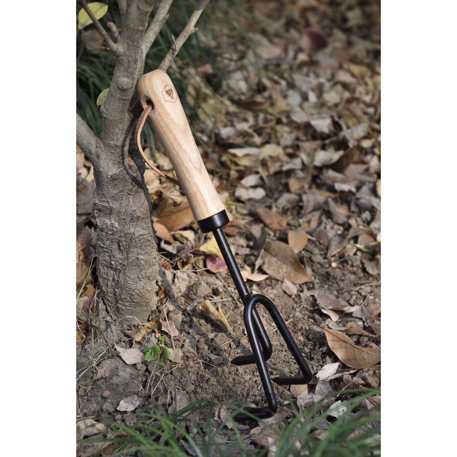 LAGUIOLE - LAGUIOLE, 40269052, Kit 3 Outils de Plantation Noirs et Bois, Outils coupants, Plantoir, Griffe de Jardin, Pelle, Outdoor, Extérieur, Plein Air, Noir
