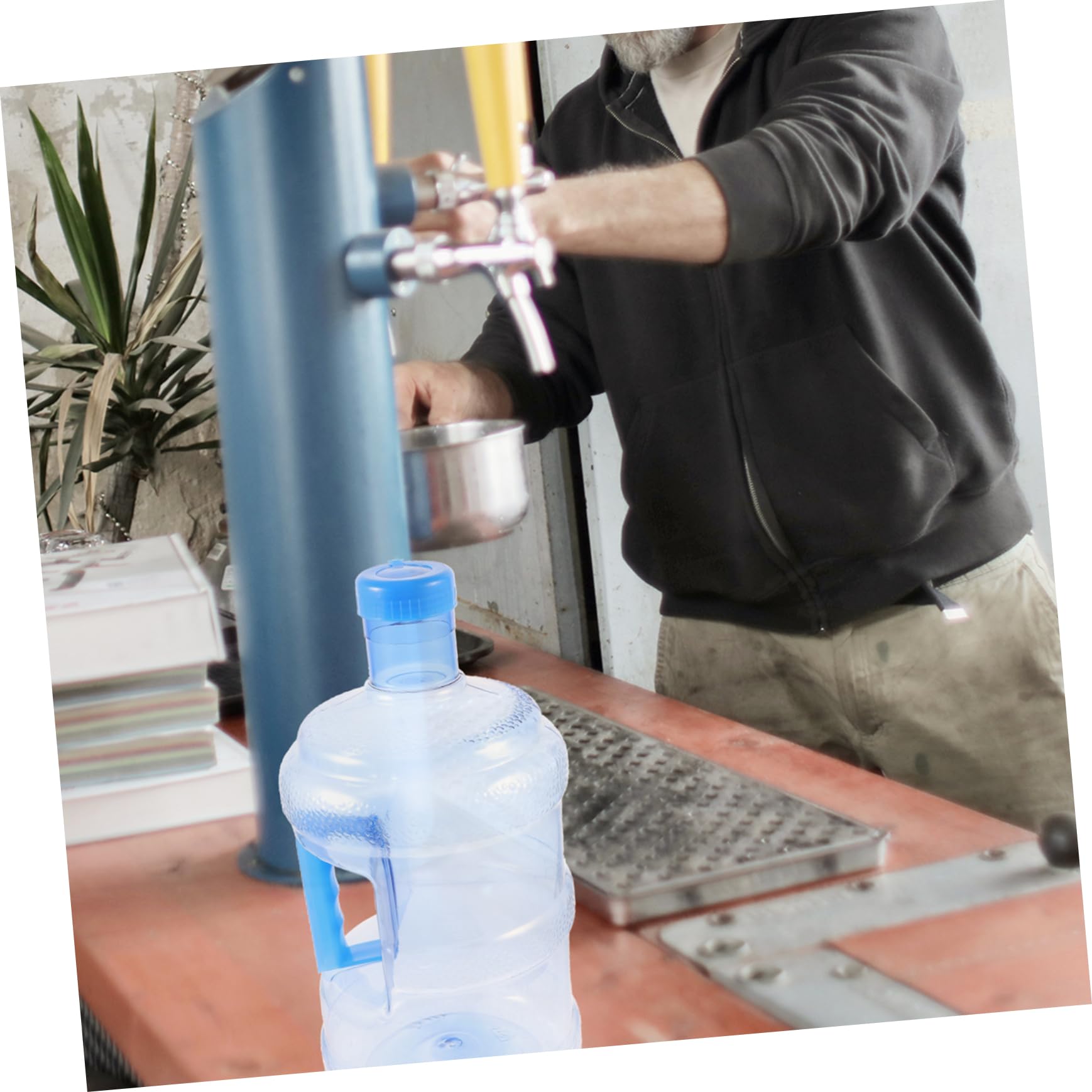 HANABASS 5L Wasserflasche 5 Liter Wasserfass mit Griff, PC Blau für Auto | Schraubverschluss, Hohe Dichtigkeit, Leicht zu Reinigen, Passend für Viele Wasserspender und Logo Aufdruck