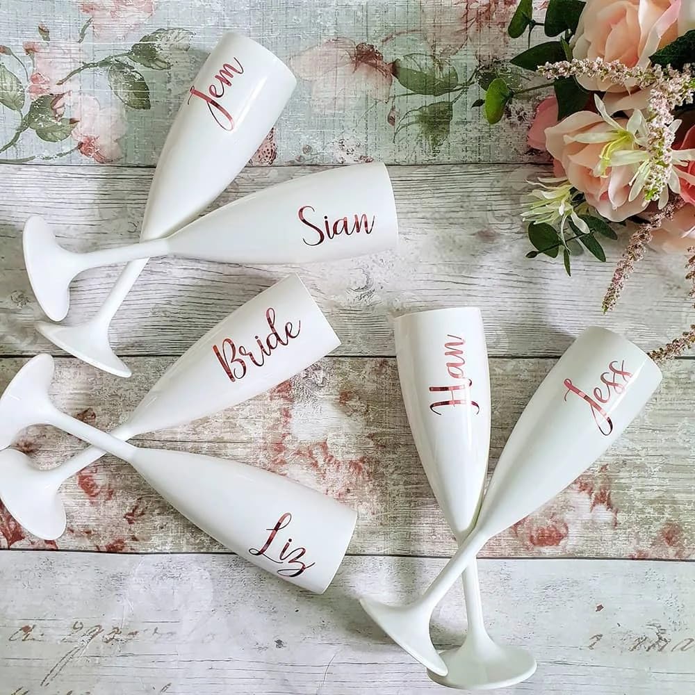 WOMB Copas de champán de plástico blanco personalizadas, copa de champán blanca personalizada, para boda, fiesta, recepción, invitados, regalo personalizado (5 unidades)