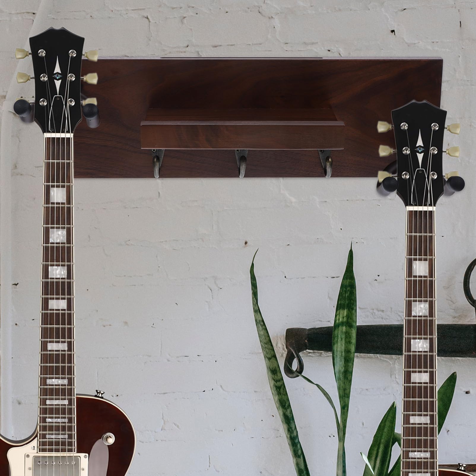 Abaodam Supporto a Parete per Chitarra 4 in 1, Gancio Multiuso | Legno e Metallo, per Chitarra e Skateboard, Struttura Stabile Tenuta Rinforzata, Protegge la Finitura
