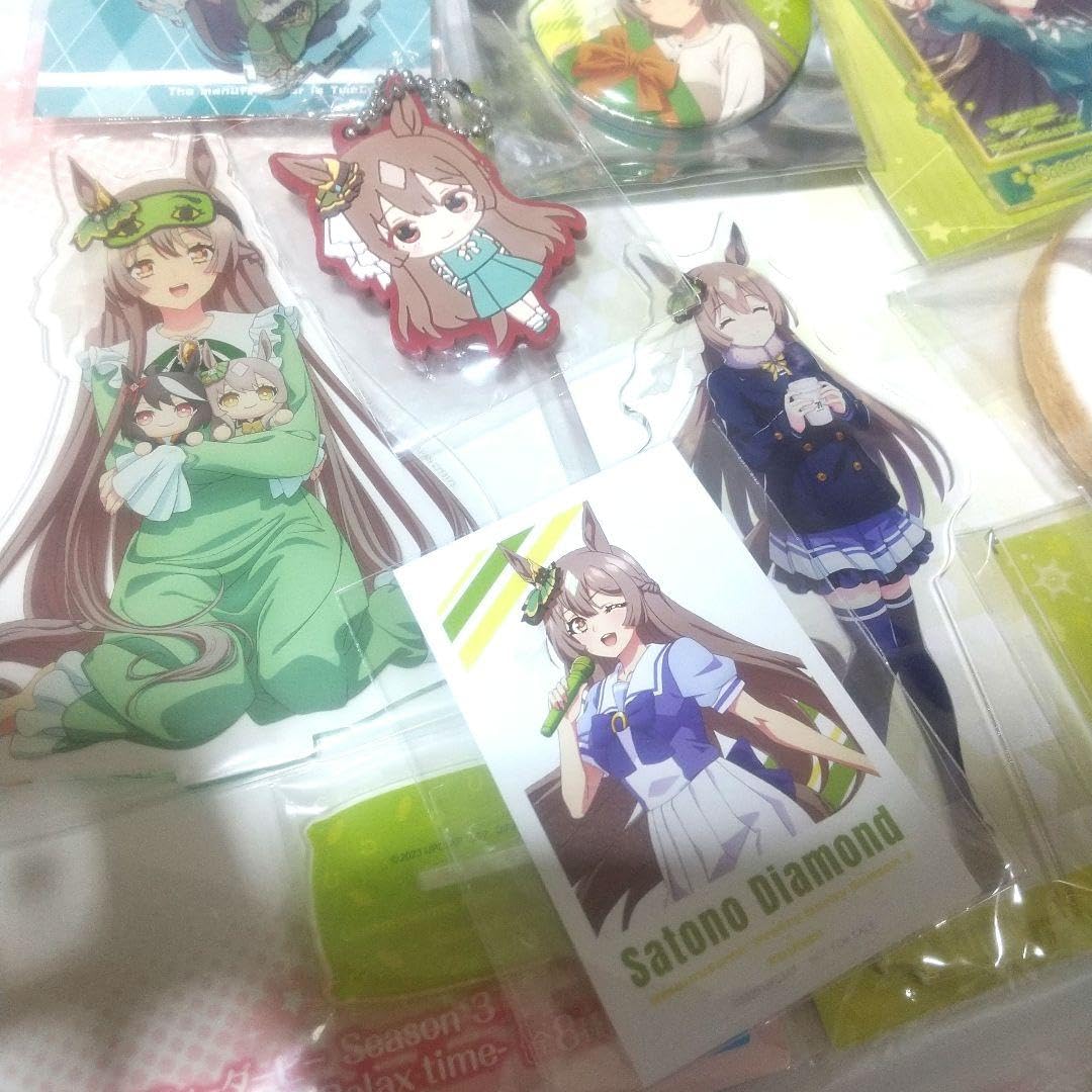 Amazon.co.jp: ウマ娘 サトノダイヤモンド アクリルスタンド 缶バッジ 