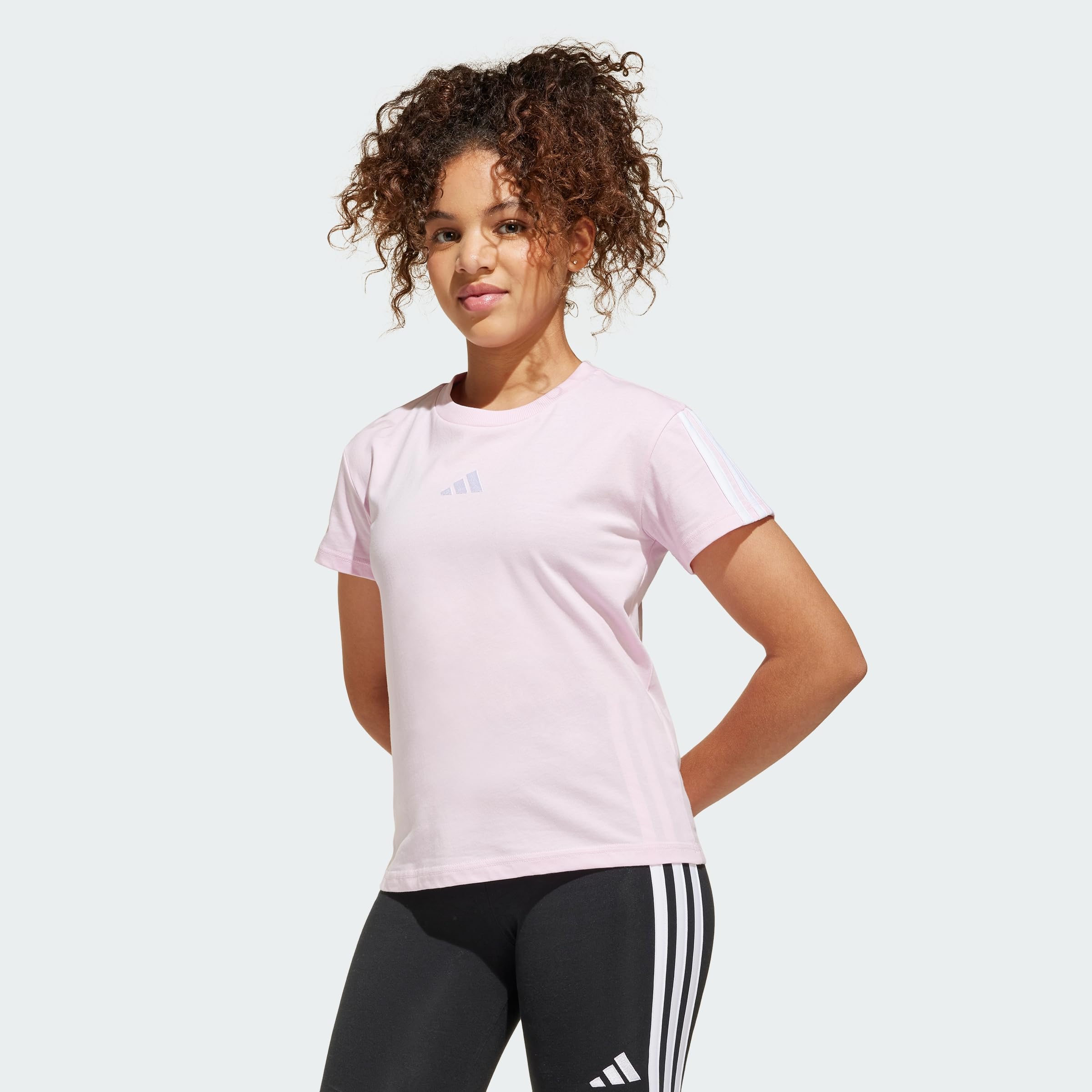 adidas Girl's Essentials T-Shirt, Clear Pink/White, 9-10 Years