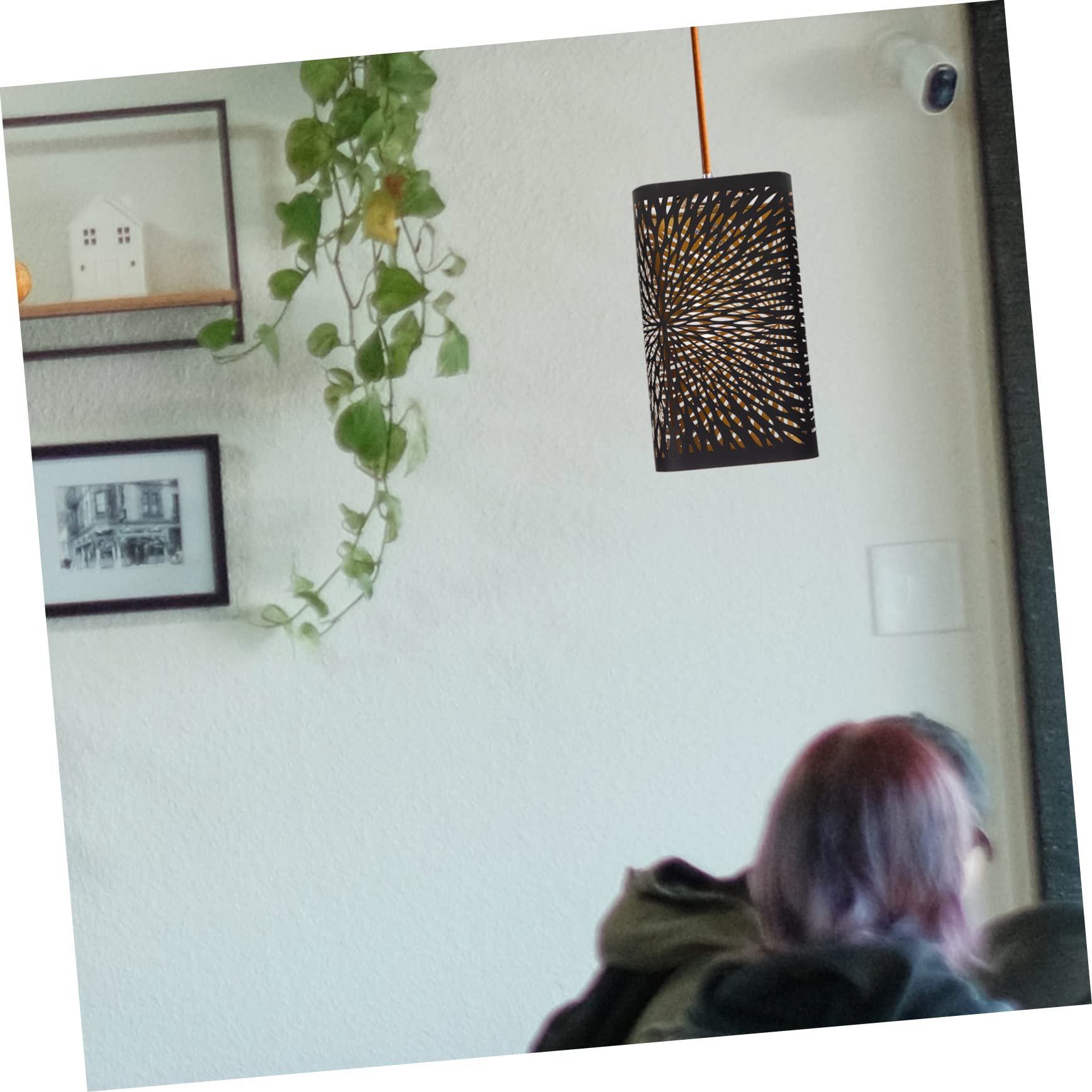 HOMSFOU Pantalla de Lámpara de Metal Cuadrada Hueca Negra 2 Piezas | Acabado Interior Dorado, Hierro, para Dormitorio y Salón, Estilo Sencillo, Formato Recto