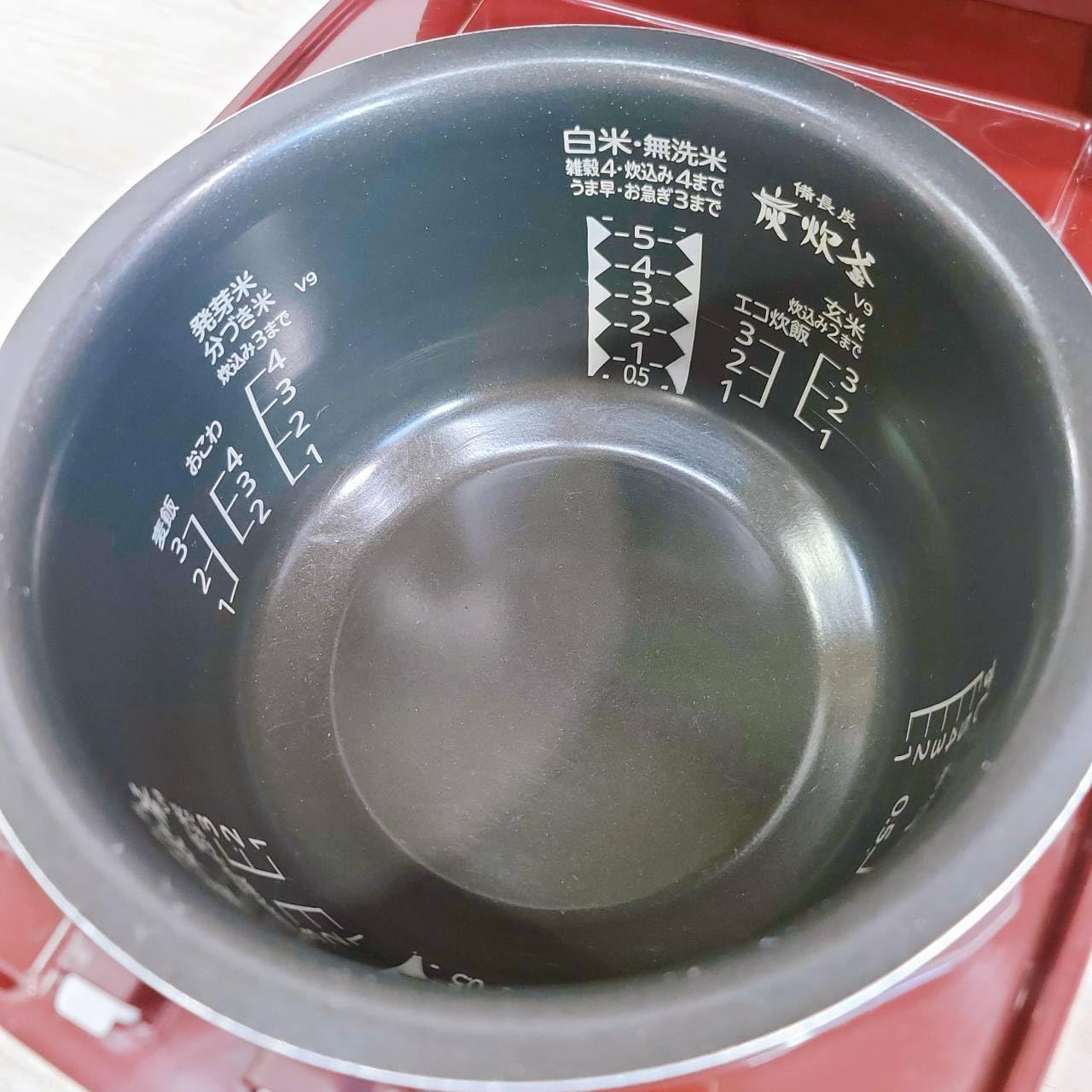 Amazon | 三菱電機 IHジャー炊飯器 備長炭炭炊釜 5.5合炊き ルビー