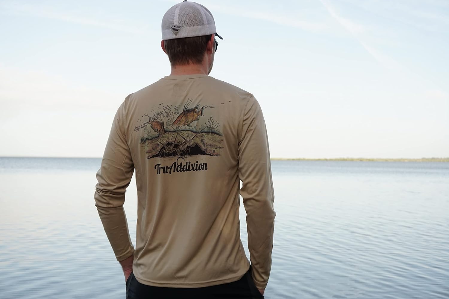 Long Sleeve Dry Fit Moisture Wicking UPF 50 UV Protection T Shirt Lobster & Hogfish Lightweight Fishing, Outdoor
