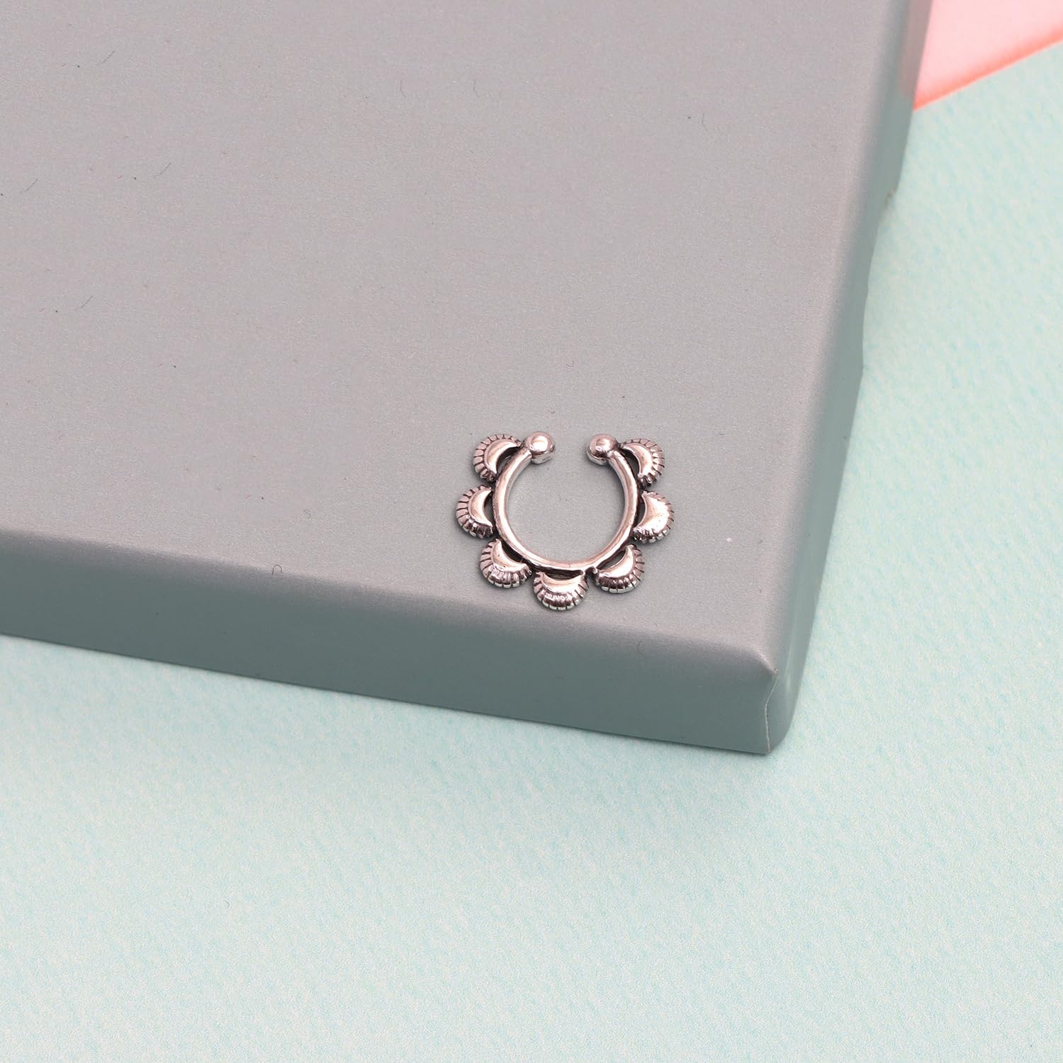 LeCalla 925 Sterling Silver Nose Rings & Studs for Women | Vintage-Inspired Piercing Gifts & Non-Pierced Nose Accessories | Hypoallergenic Clip-On & Screw Nose Pins Body Piercing Jewelry