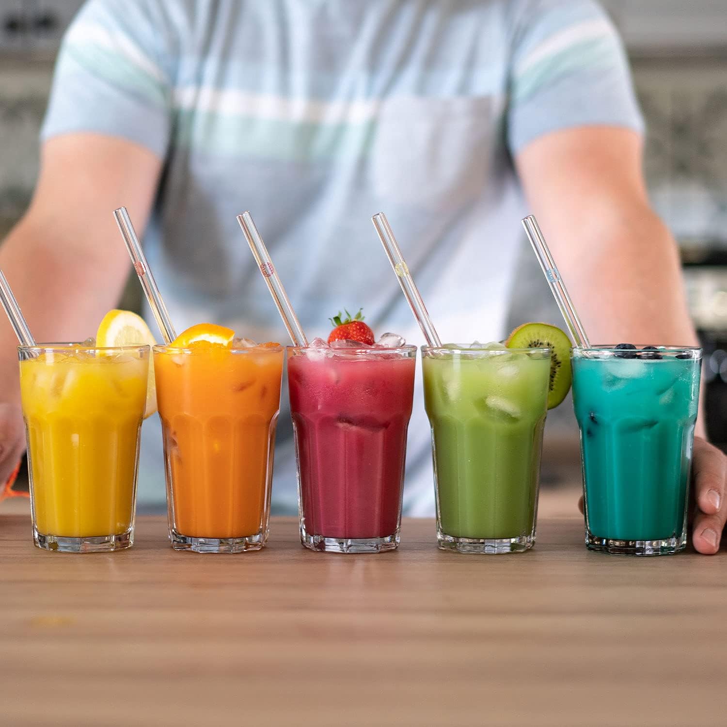 Chinchilla® Pack of 5 Glass Straws | 15 cm Transparent with Logos | Reusable & Plastic-Free Drinking Straws Made of BPA-Free Glass | Includes Storage & Cleaning Brush