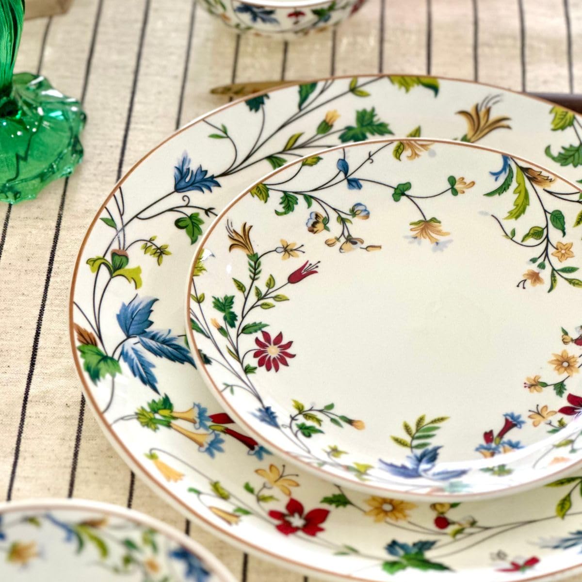 GOLDEN QUEEN'S Snack Plates Set of 4 | Perfect for Serving Small Bites, Desserts, Appetizers, Salads, Tapas, Cheese Boards | 7 inches Wide | Microwave Safe - Summer Bloom