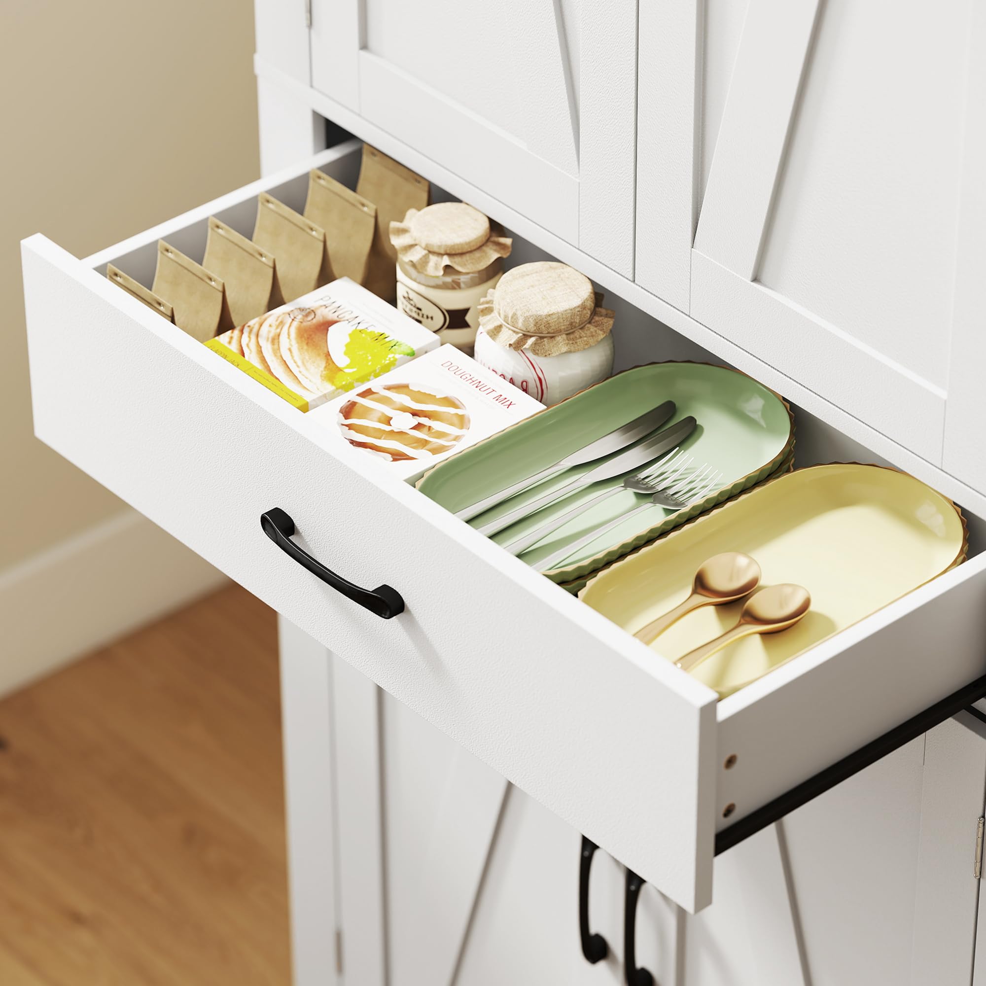 HOMCOM Credenza Cucina Alta 183.5 cm con 6 Portaspezie sulla Porta Bianco | 4 Ante a Fienile e Cassetto, Mobile Dispensa Rustico, Ripiani Regolabili, per Sala da Pranzo, Soggiorno