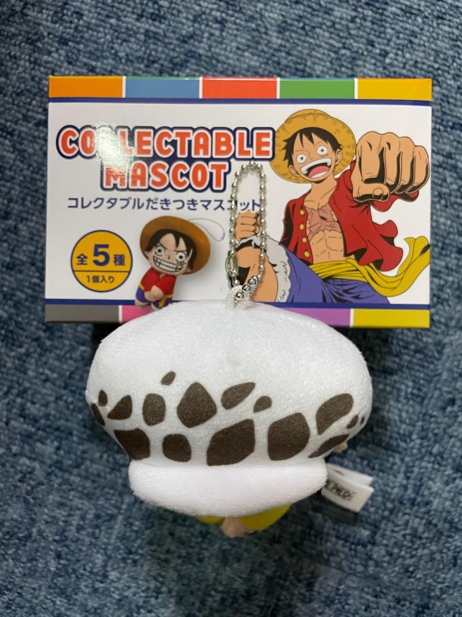 ワンピース　コレクタブルだきつきマスコット　ロー&amp;ゾロ　USJ Amazon.co.jp: USJ ワンピ ース コレクタブルだきつきマスコット