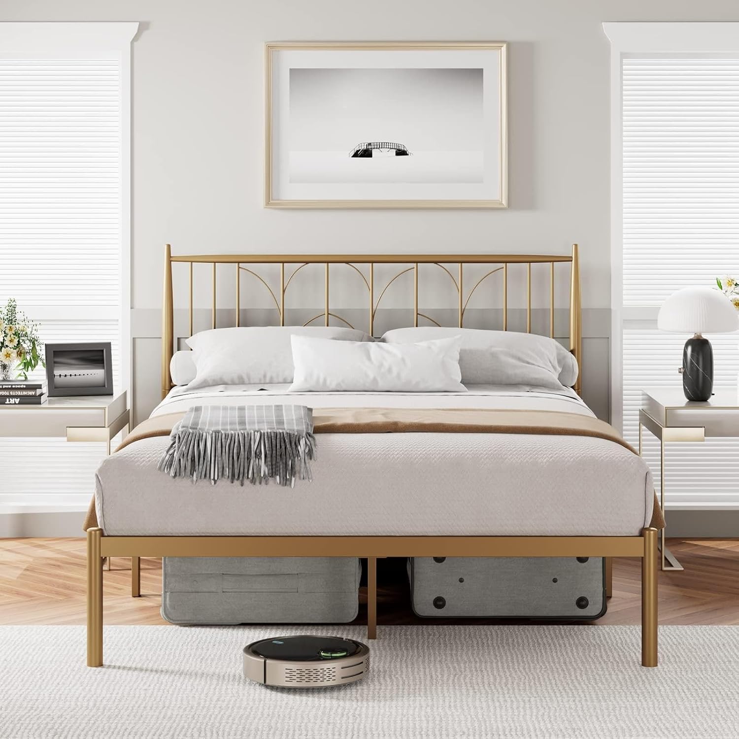 coucheta Luxurious Gold Queen Size Metal Platform Bed Frame