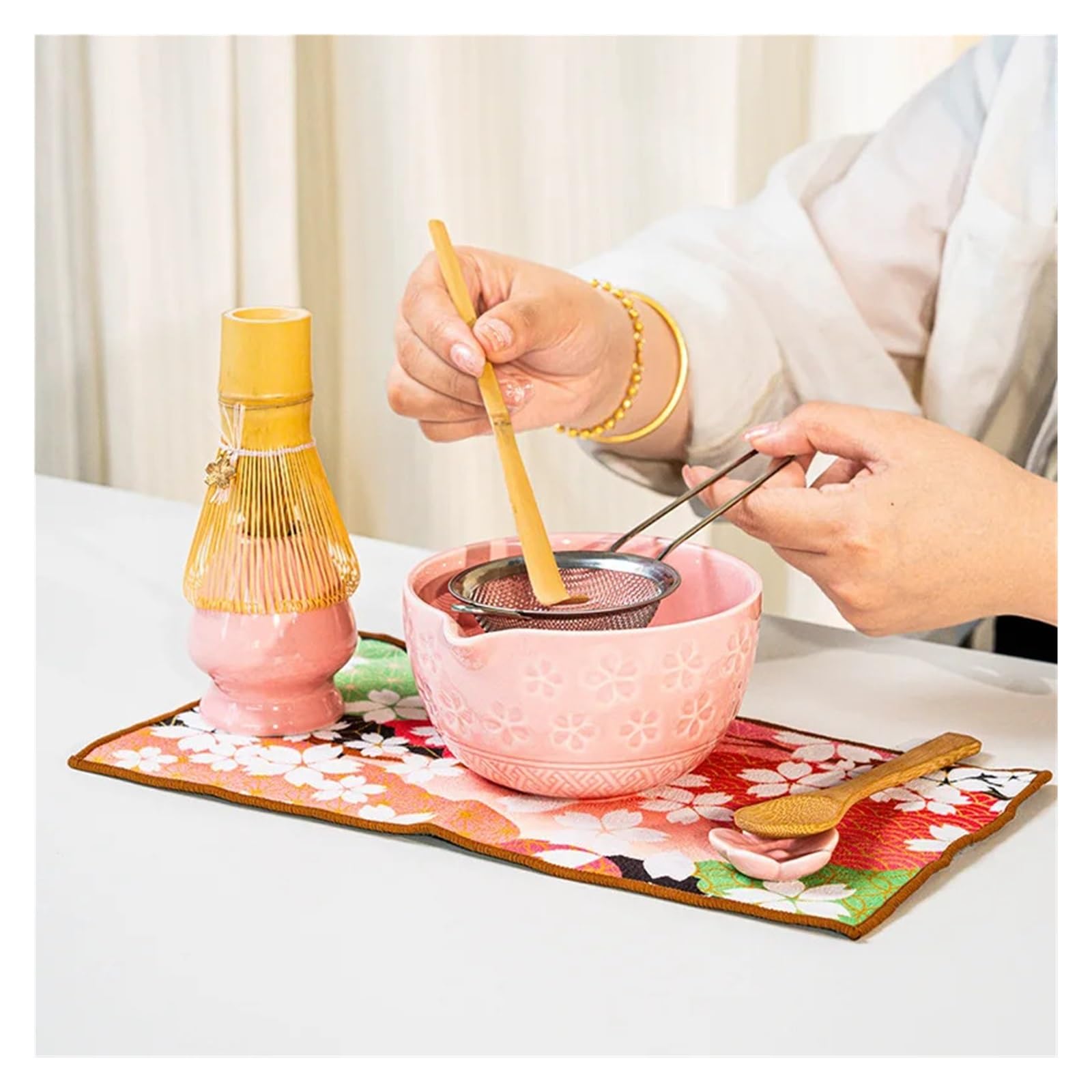 Juego de 4 piezas Matcha con cuenco pico, batidor bambú Chasen(Matcha color 4 pcs)