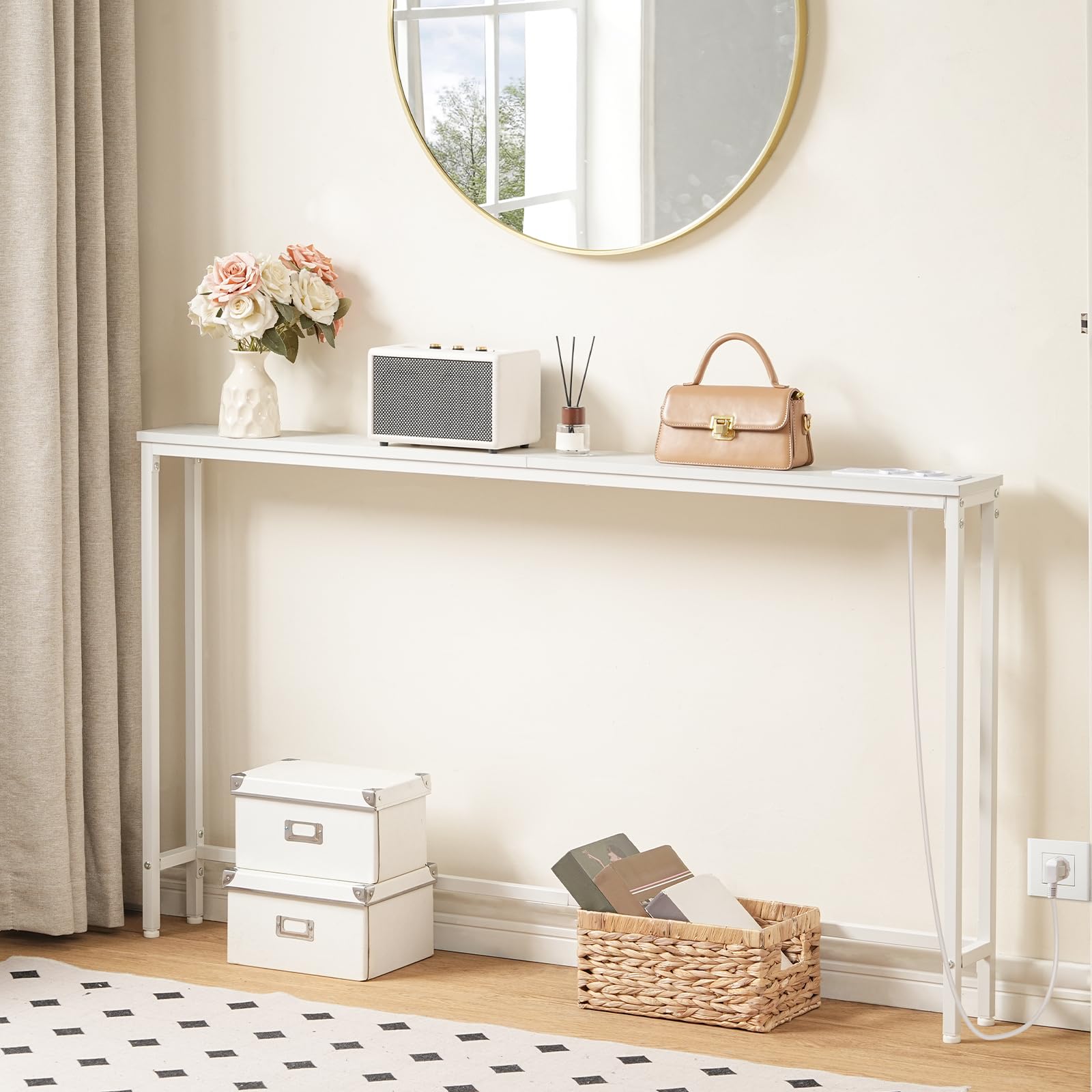 HOOBRO Table Console Fine 140 cm, Bout de Canapé avec Multiprise, Table d’Entrée, Console Meuble Adaptée Derrière Le Canapé, pour Salon, Couloir, Cadre en Métal, Blanc EWW145CXG01
