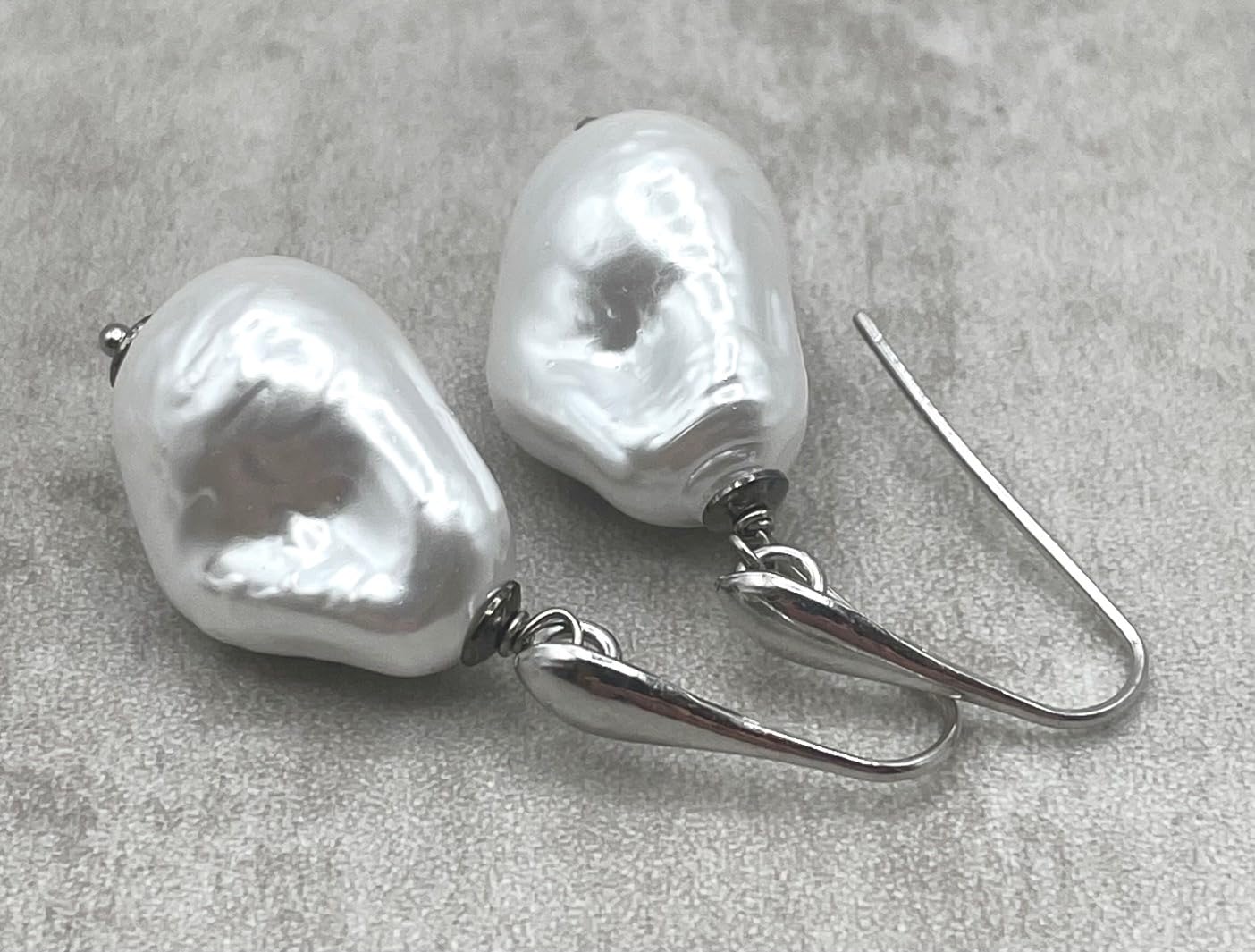 Orecchini con Perle Barocche Bianche in Conchiglia, Pendenti Matrimonio, Argento 925 Italiano, Gioielli Made in Italy, Bijoux Artigianali