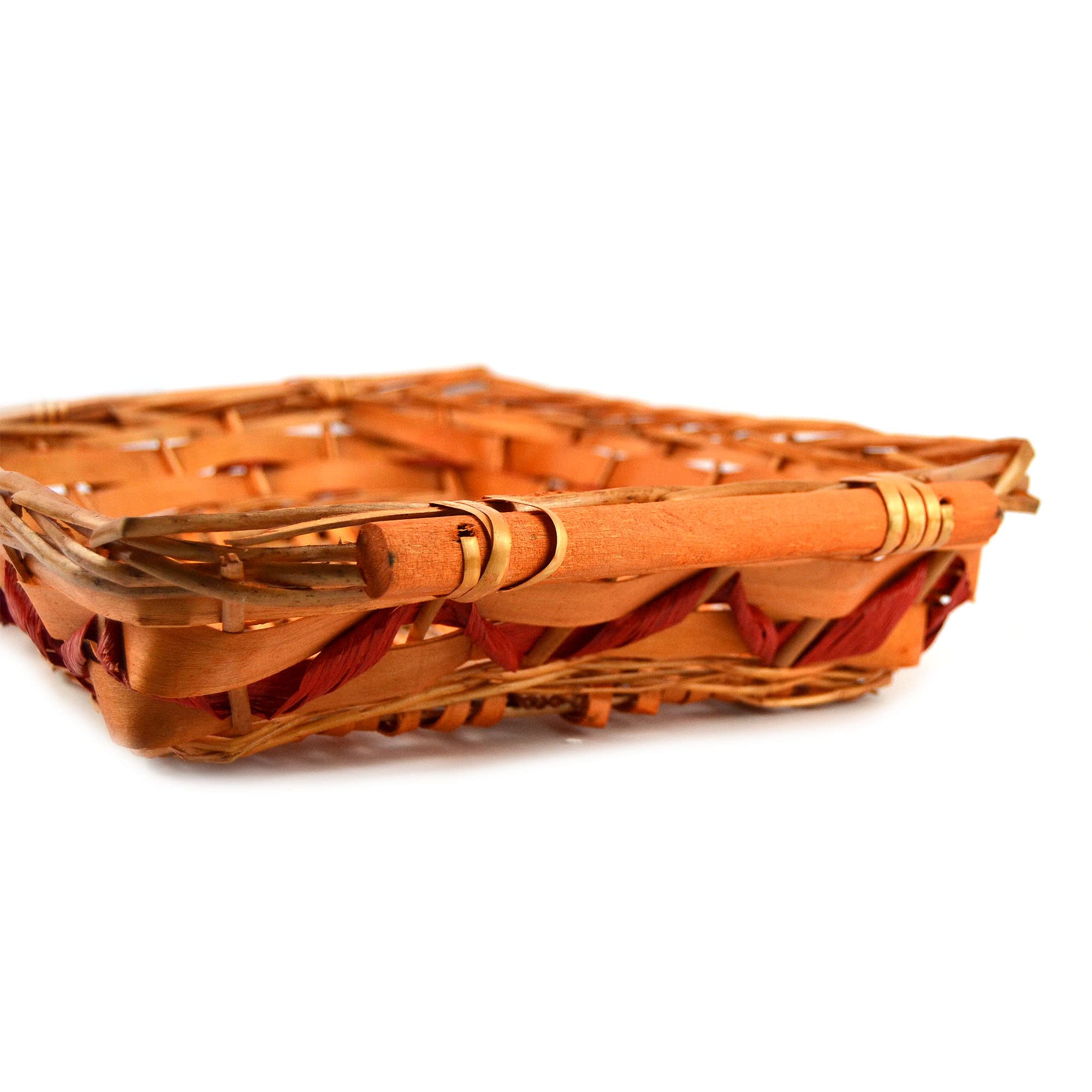 PACCO NATALE PZ 2 CESTO 54 X 37 CM X H 10 CM IN VIMINI MARRONE E ROSSO + 2 KG DI PAGLIA CARTA BIANCA + PZ 4 FOGLI TRASPARENTI LUCIDI 100 X 130 CM