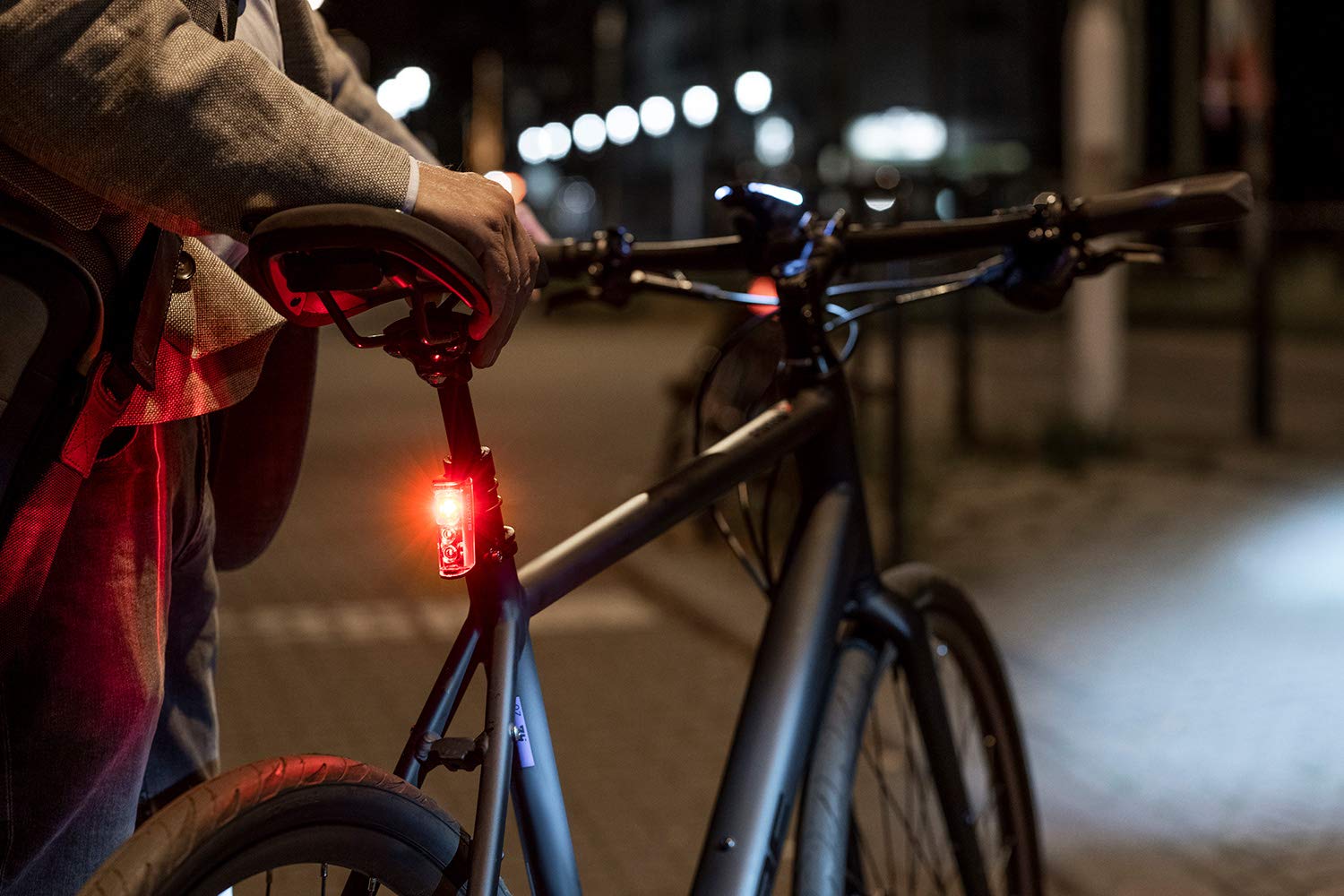 SIGMA Blaze Flash I Fanale posteriore per bicicletta a LED con visibilità di 500 m e funzione flash I Fanale posteriore con funzione di luce di stop