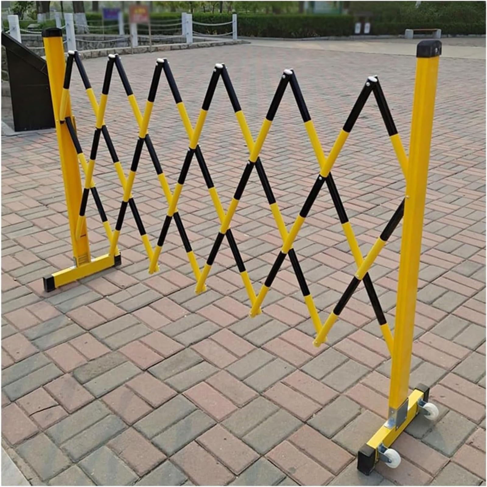 Mobile Folding Barrier | Expandable Crowd Control Fence | Red Steel Pipe Barricade On Wheels | 1.2X3.5M Flexible Safety Barrier For Construction Events And Traffic Cont(Yellow And Black-1.2X2.5M)