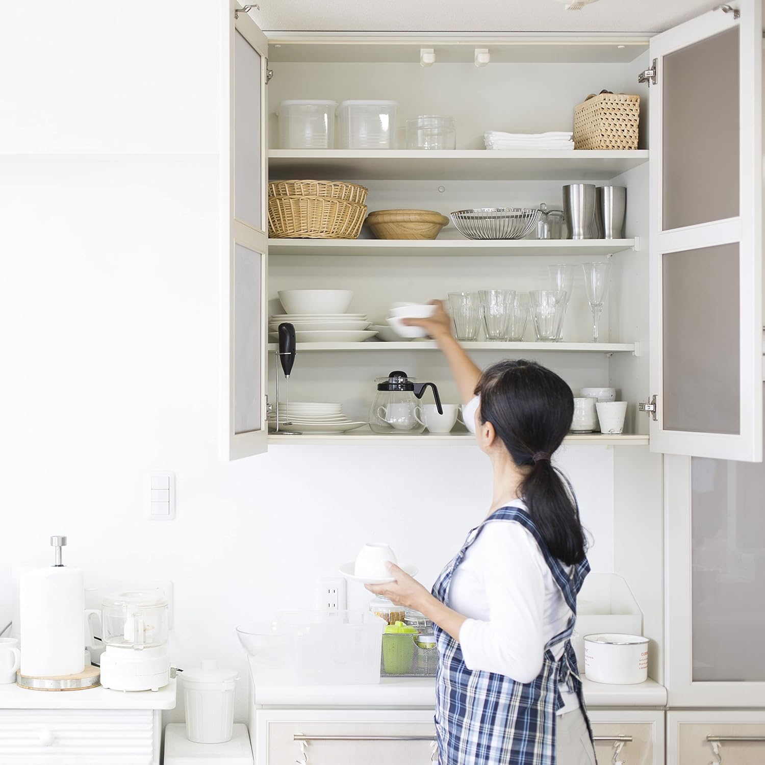 DecoBasics (4 piezas) Bisagras de gabinete de cierre suave superposición completa para armarios de cocina, marco frontal de 105°, bisagra oculta para puerta de armario, ajuste de 3 vías, placa de clip