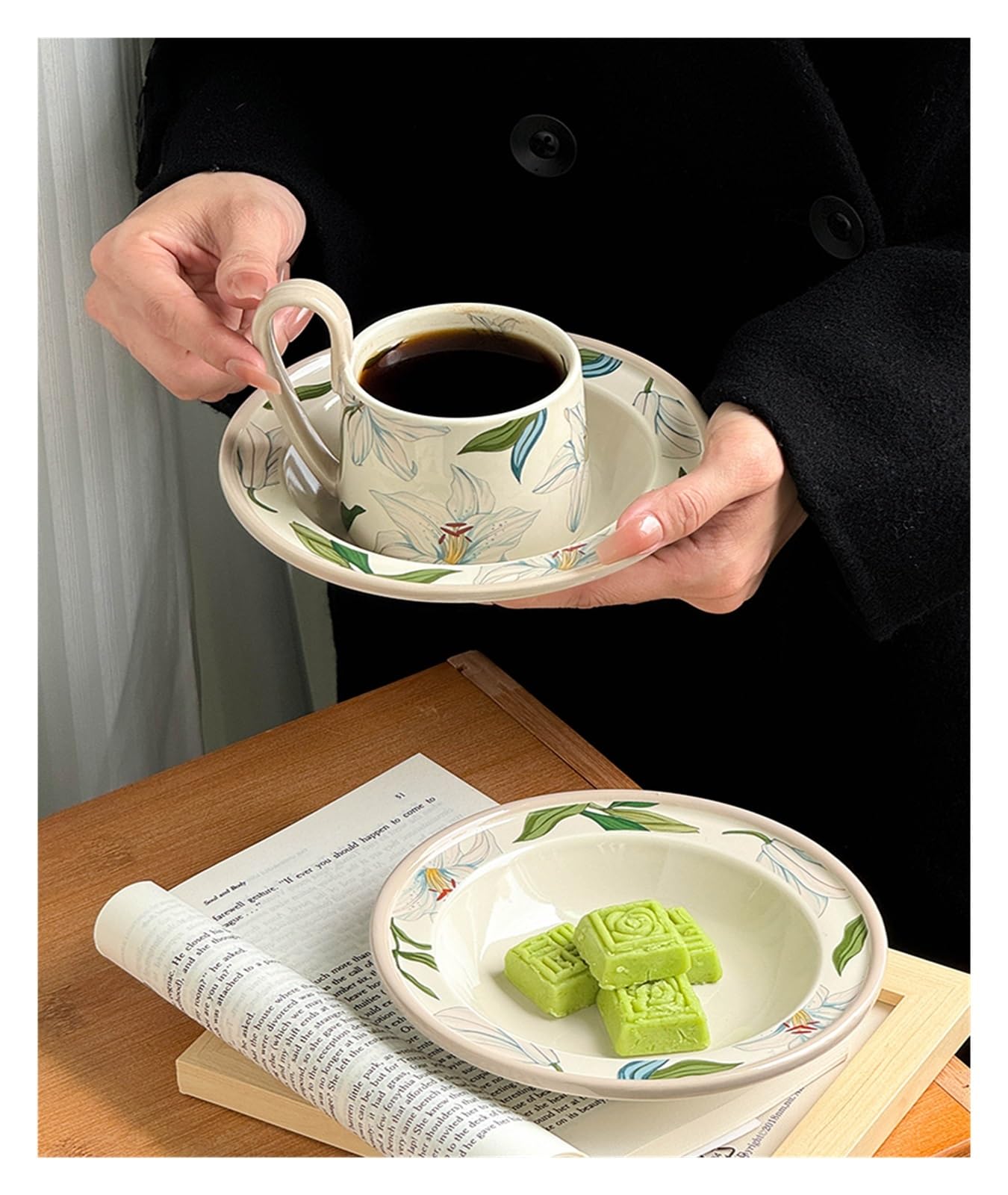 Lily - Ceramiczny zestaw filiżanek do herbaty i kawy ze spodkami w pudełku prezentowym - idealny na popołudniową herbatę i jako prezent (opakowanie 1 szt.)