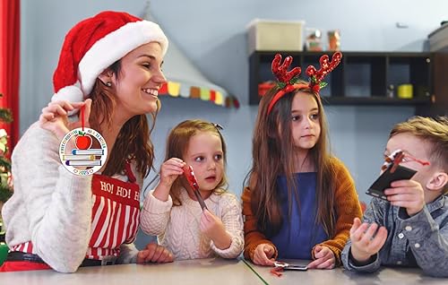 Miniatura 5 de FLYAB Adorno de primera Navidad como profesora 2023, regalos de agradecimiento para mujeres, adornos de agradecimiento para el árbol de Navidad,