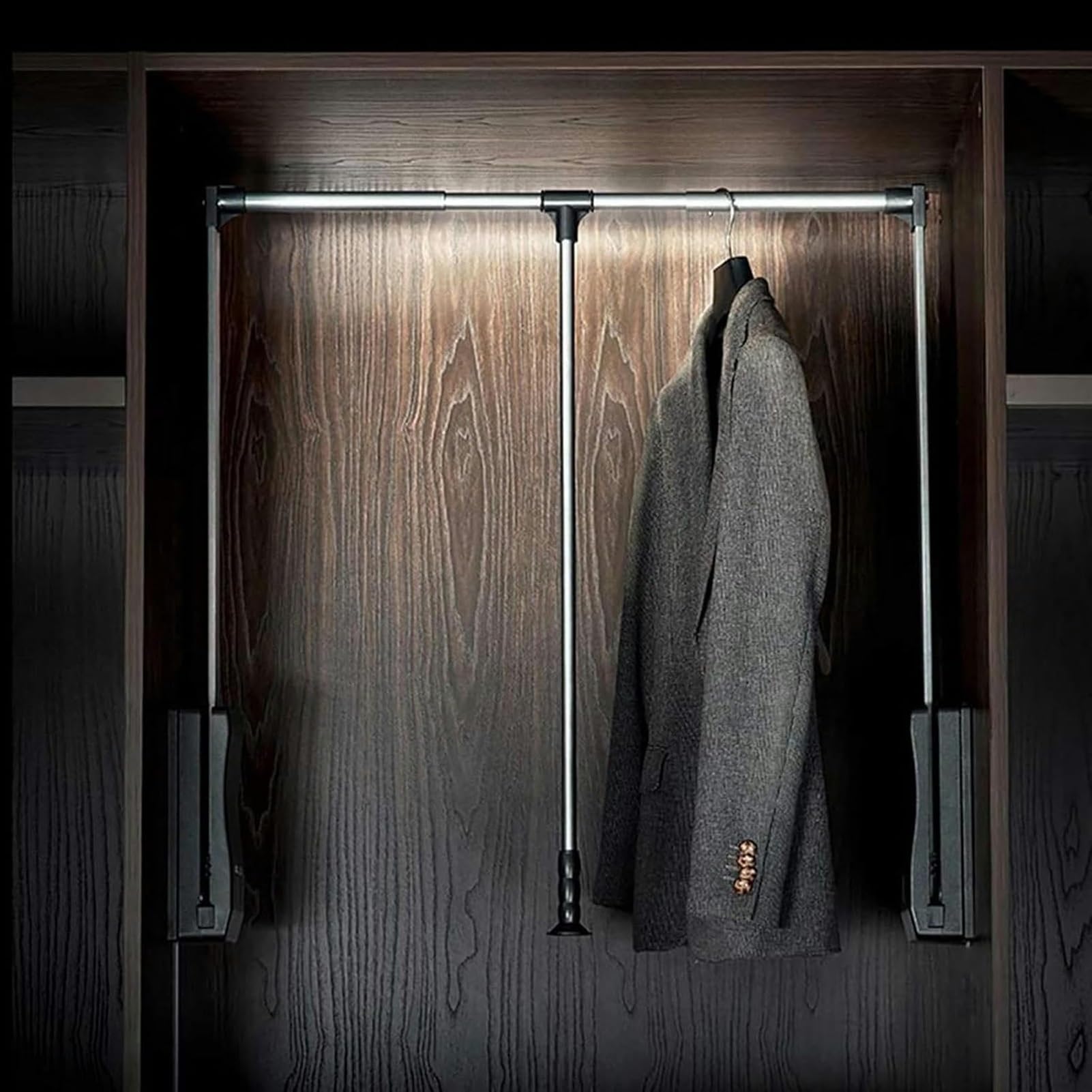 Tringle penderie rabattable réglable pour armoire haute étroite