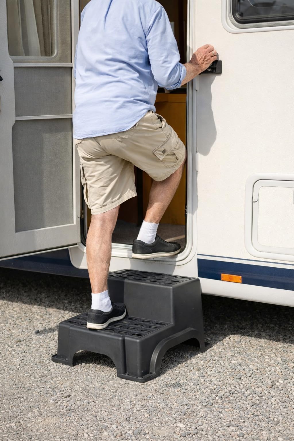 CR-MOESANCO® Escalón Plástico 2 Peldaños para Caravana y Autocaravana 200 kg Gris Oscuro – Antideslizante, Plástico Reforzado Resistente UV, No Plegable, Máxima Estabilidad, 62 x 52 x 38 cm