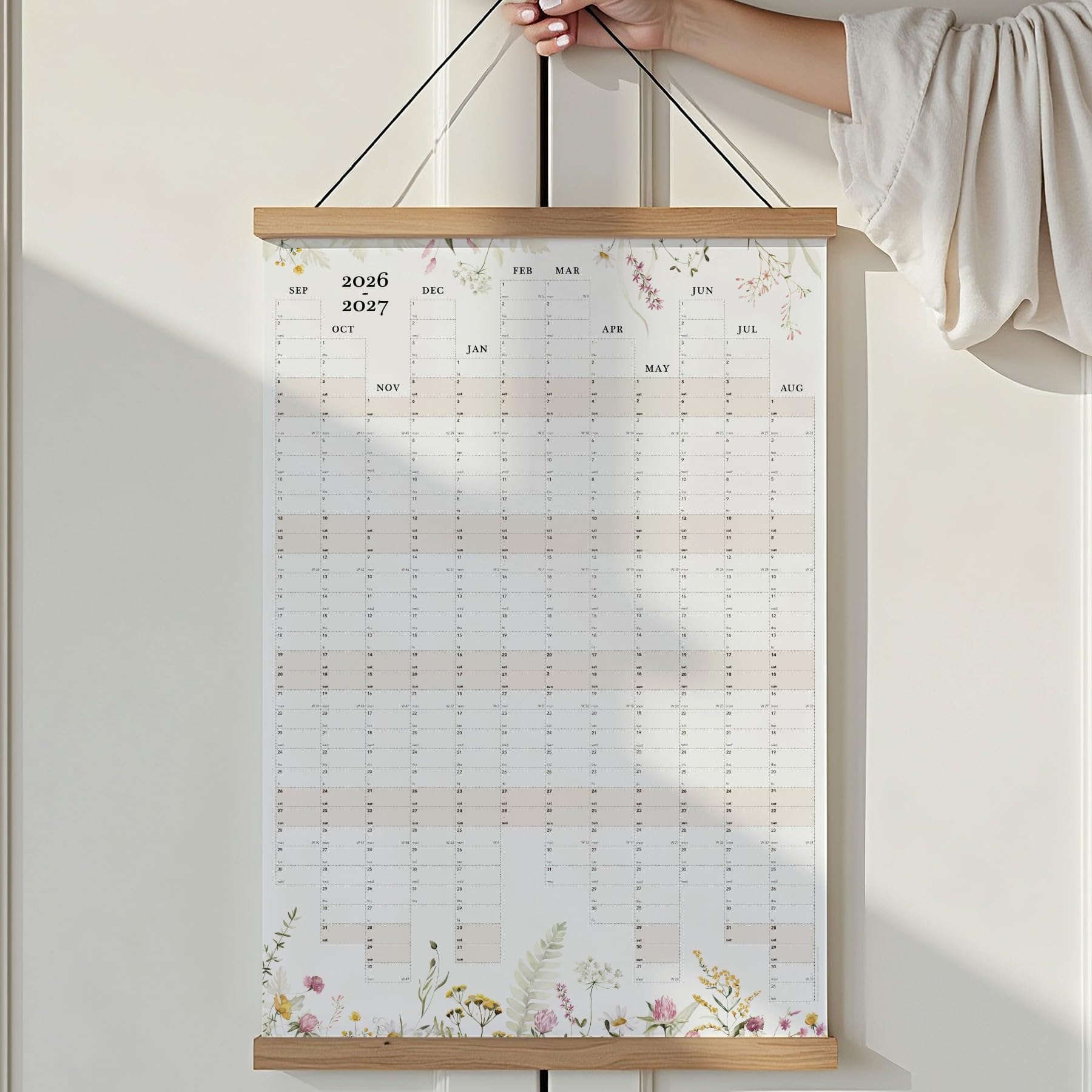 Schuljahres Wandkalender 2026/2027 mit Eichenholzaufhänger- Premium gerollt, 70x100 cm Terminkalender für Lehrer Büro & Planung
