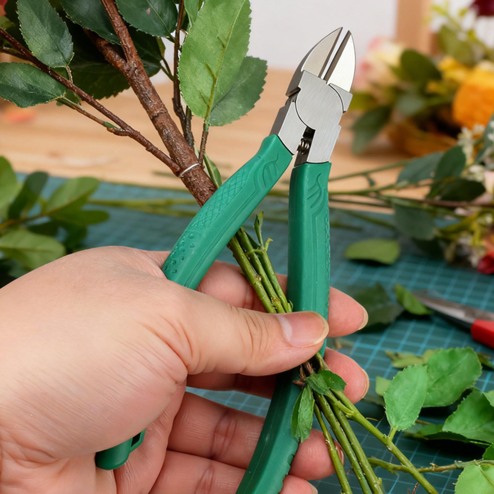 Pinze da taglio in acciaio inossidabile per assemblaggio di modelli artigianali a mano Design ergonomico Impugnatura comoda Pinze da taglio di precisione Strumento di artigianato