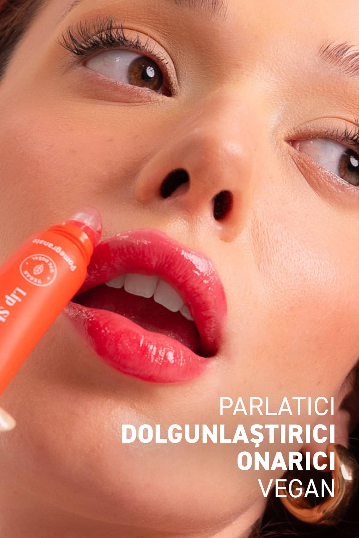 Herbaderm Parlatıcı, Dolgunlaştırıcı, Onarıcı Renkli Dudak Balmı, Anahtarlık Hediyeli, Nar Aromalı 10 Ml