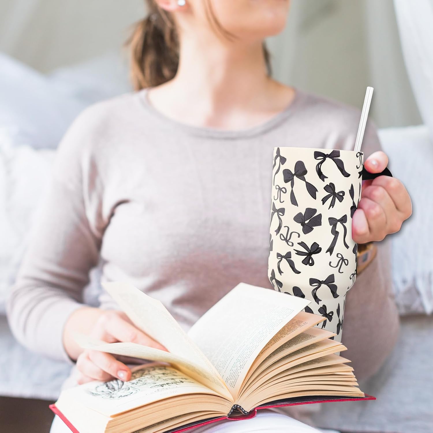 JarThenaAMCS Black Bow Tumbler with Lid and Straw 40oz Ribbon Bow Printed Tumbler with Handle Beige Black Stainless Steel Cup for Gift Home Office Travel - Image 7