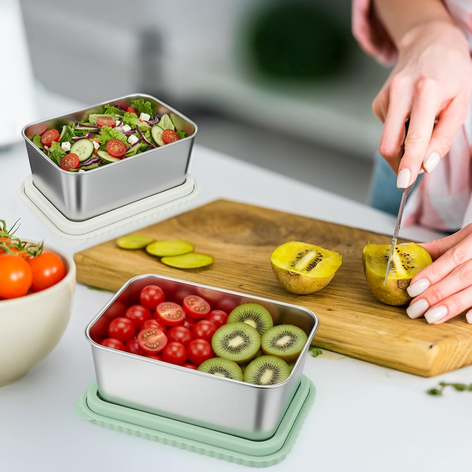 Stainless Steel Snack Containers with Silicone Lids, 15 oz Reusable Food Storage Deli Containers for Meal, Leak Proof, Easy Open BPA Free Daycare and School (Blue, Pink, Green,Beige,4 Pack)