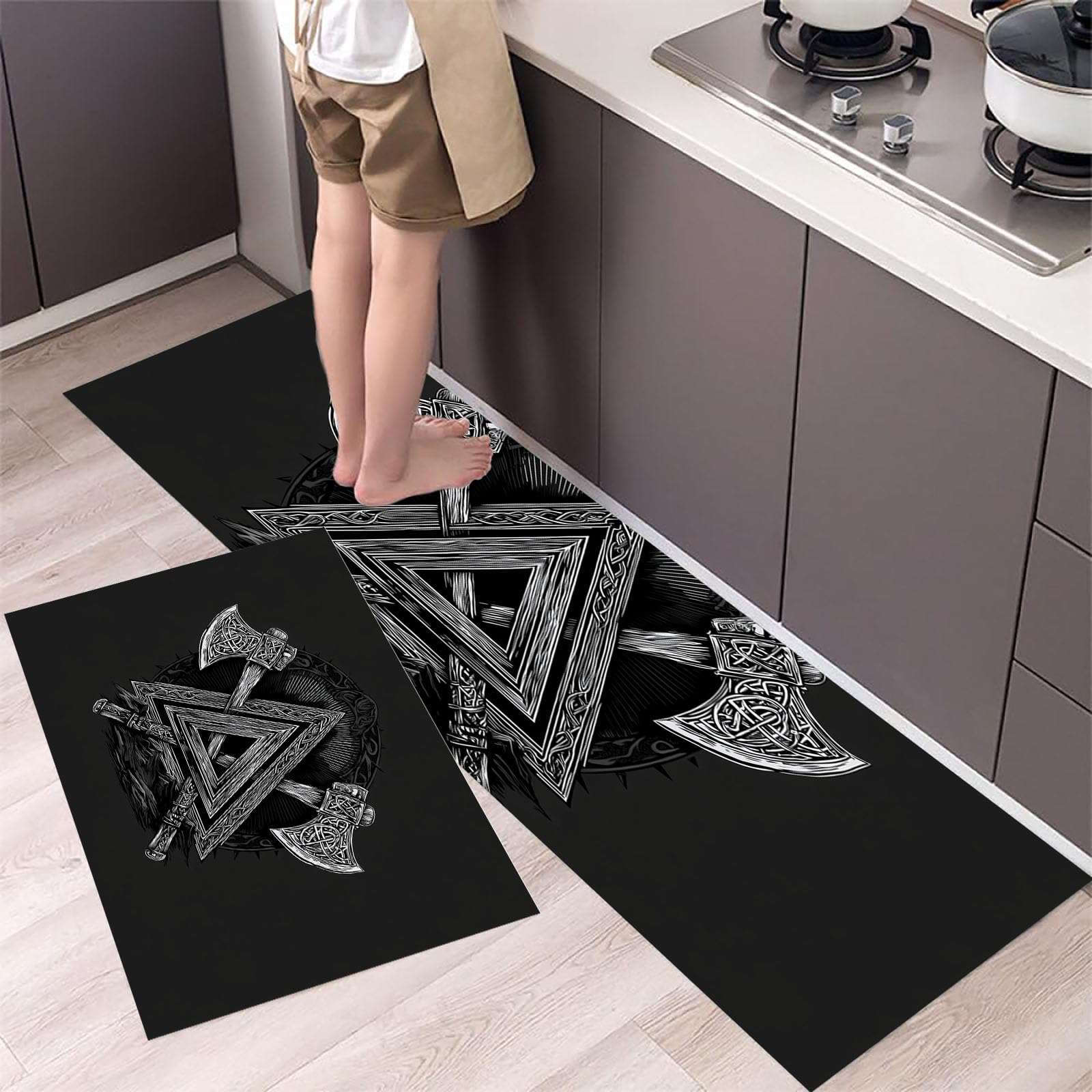 Set di 2 Tappetini da Cucina Ascia Vichinga Antiscivolo, Set di Tappetini da Cucina Mitologia Vichinga Lavabili per Lavanderia, Corridoio, Sala da Pranzo e Ingresso 40x60cm+40x120cm, Nero