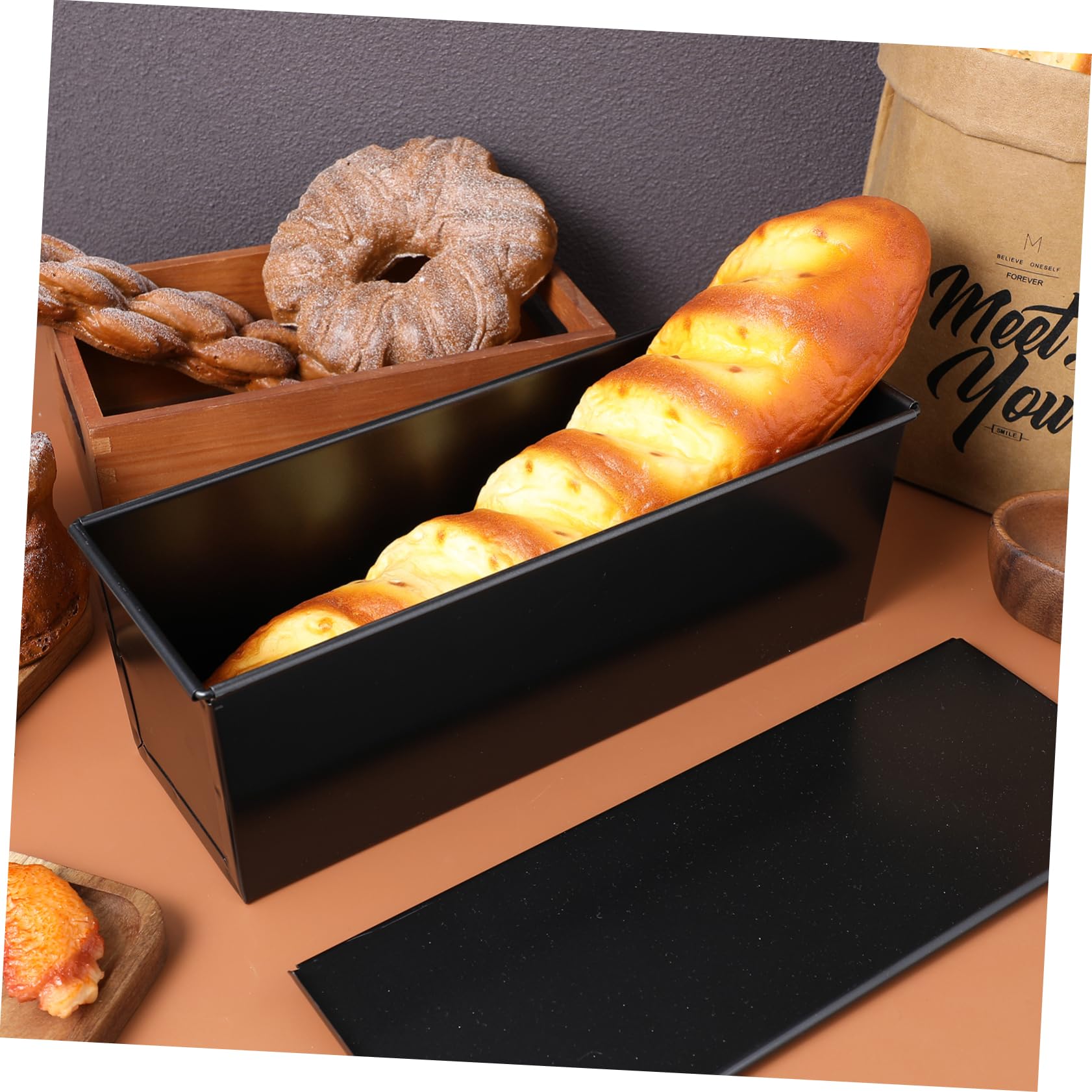 Schwarze Toastbrotform mit Deckel aus Edelstahl 750g für Ofen