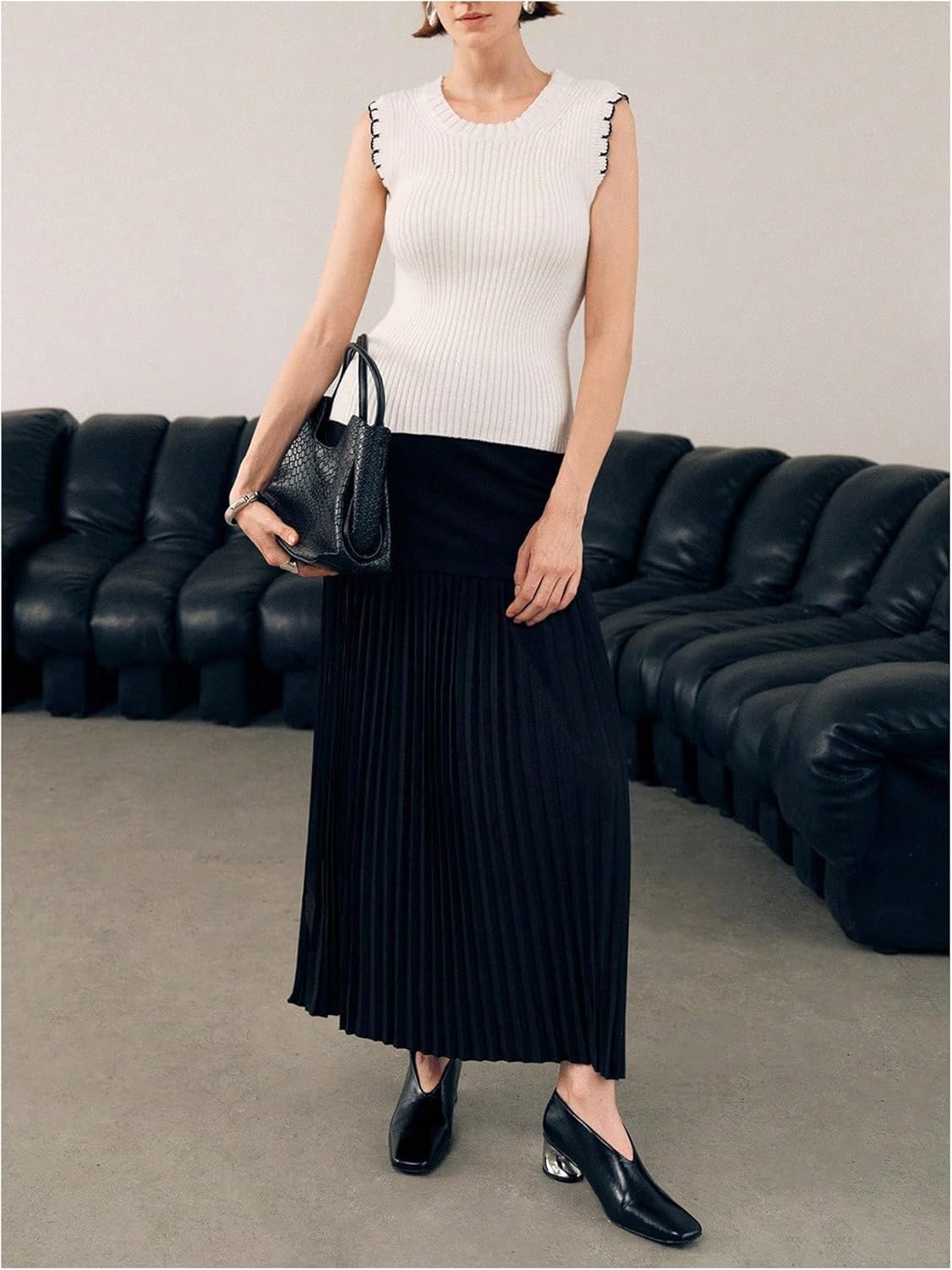 SHENHE Women's Sleeveless Sweater Vest Crew Neck Slim Fit Ribbed Knit Sweater Tank Pullover - Image 3