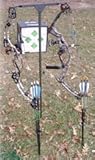 HME Archer's Practice Bow Hanger