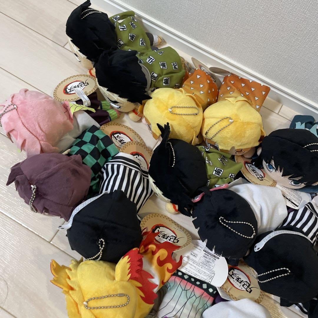 鬼滅の刃 エクストラ寝そべりぬいぐるみ 16体セット Amazon.co.jp: 鬼滅 エクストラ寝そべりぬいぐるみ×16 まとめ売り