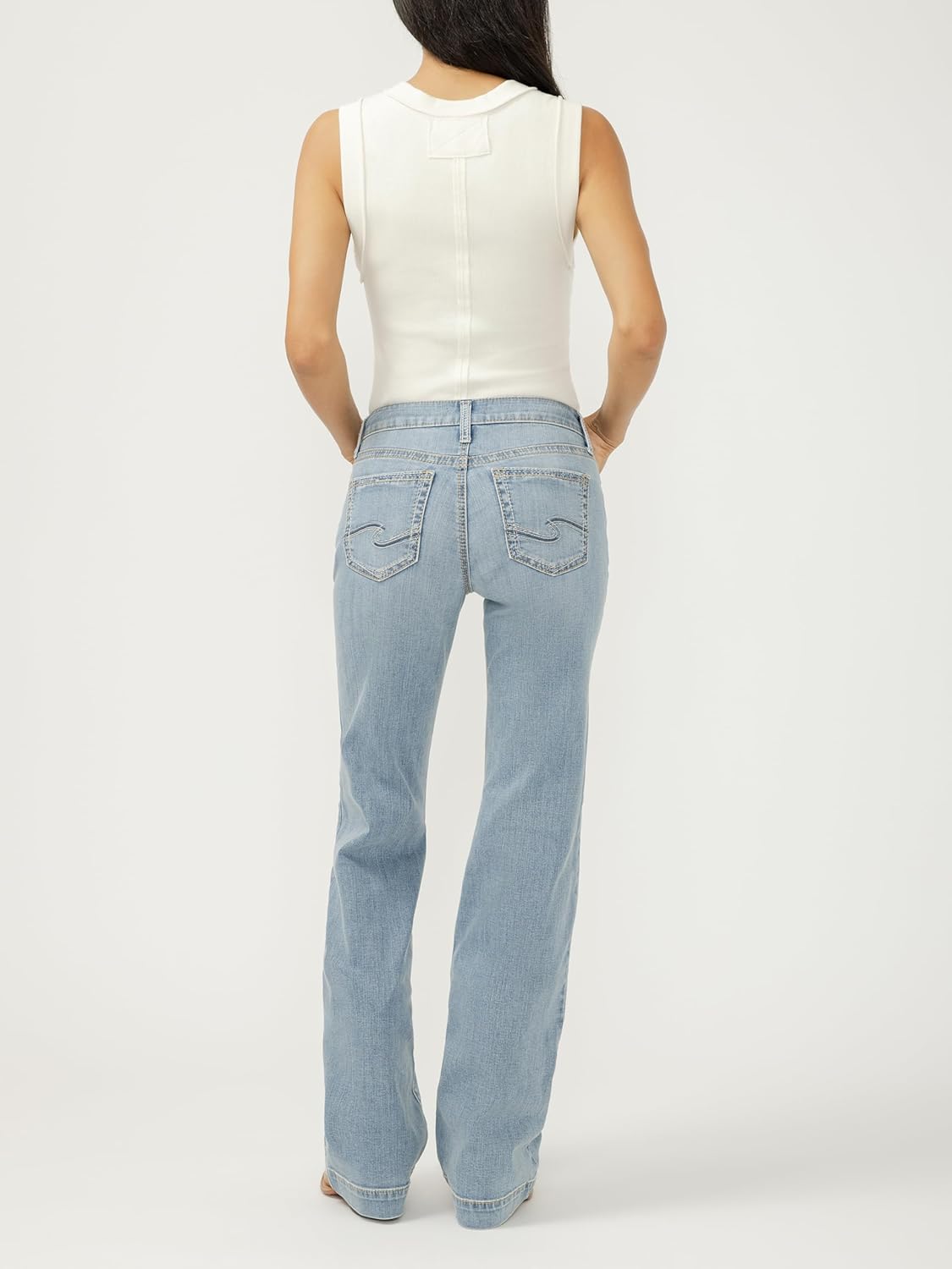 Silver Jeans Co. Women's Suki Mid Rise Trouser Leg Jeans