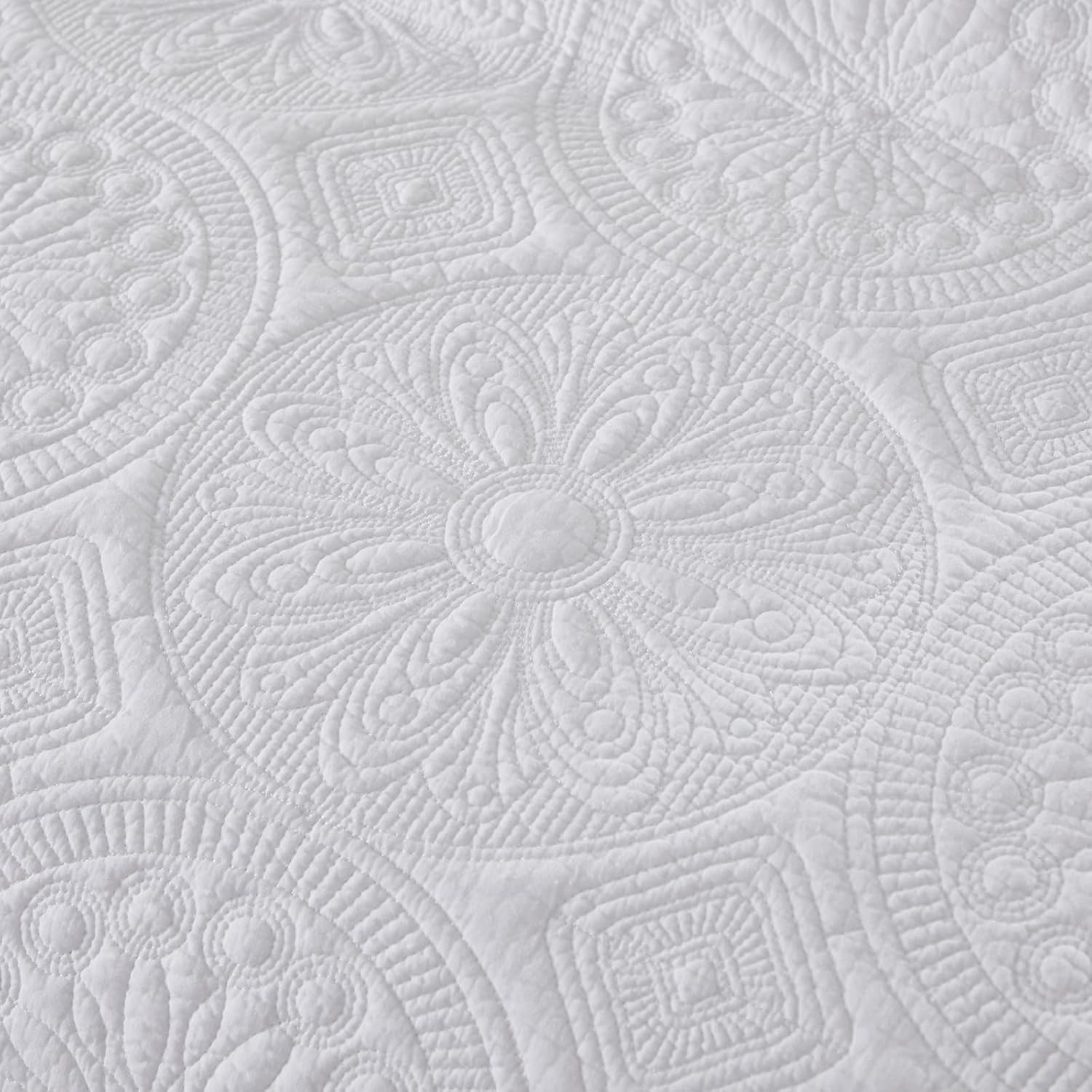 Brandream Luxury Medallion Quilt Bedding Set King Size Cotton Farmhouse Comforter Set Queen Size Bedspread Matelasse Coverlet Set (White) - Image 5