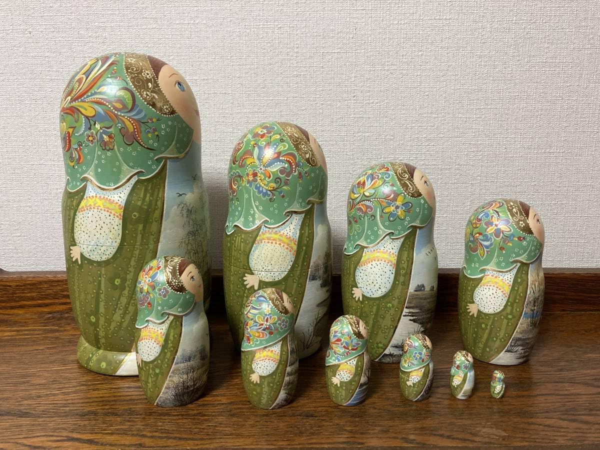 ＊訳あり ロシア雑貨☆四季マトリョーシカ 早春のマンドラギ(10P)ゴルシコワ作 訳あり ロシア雑貨☆四季マトリョーシカ 早春のマンドラギ(10P