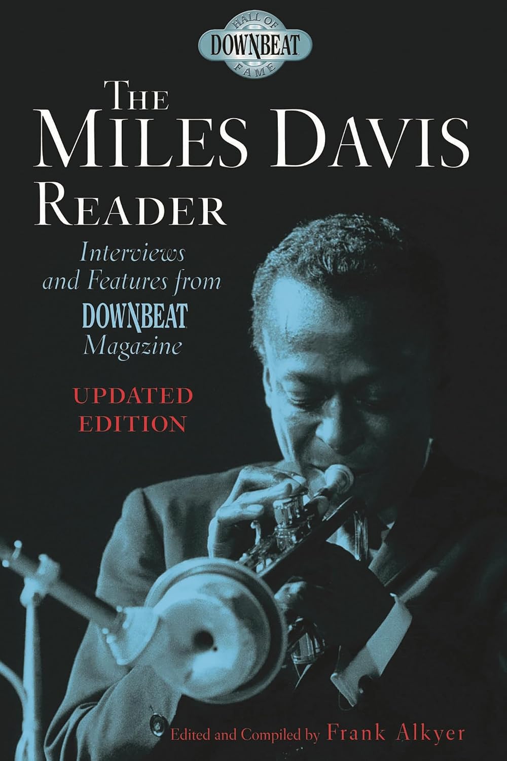 The Miles Davis Reader (Downbeat Hall of Fame, 1)