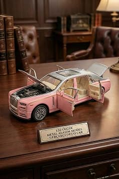 Rolls Royce Phantom 132  l ek Metal Model Araba - Pembe, Sesli ve I kl , Kap lar  A lan 18 cm